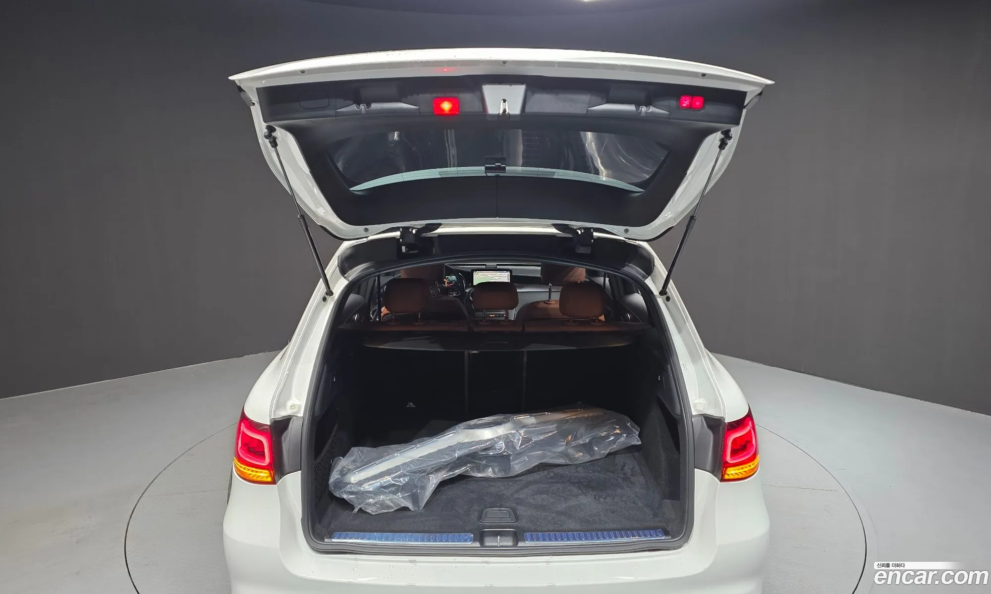 Mercedes-Benz GLC-Class X253 2022 — 12