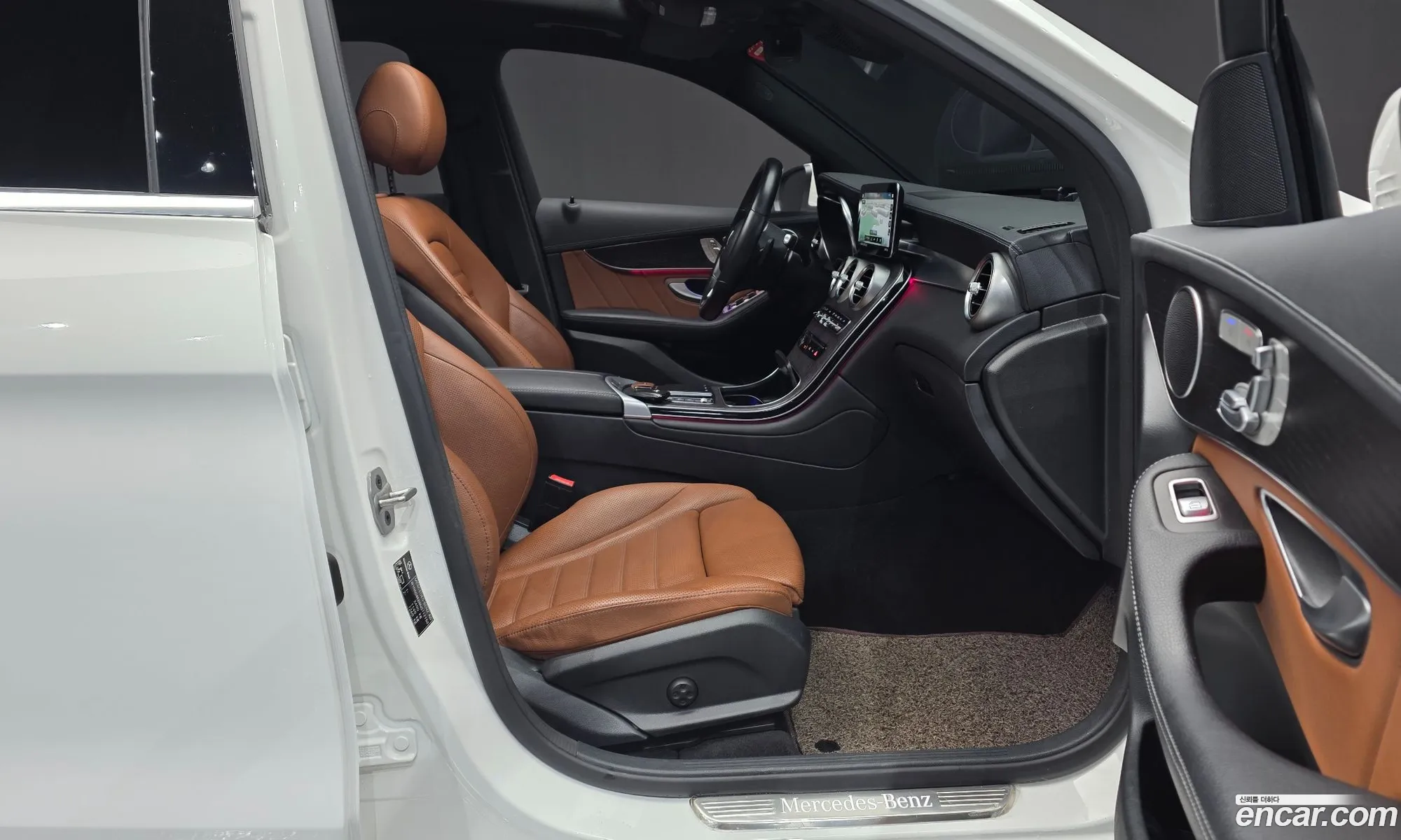 Mercedes-Benz GLC-Class X253 2022 — 26