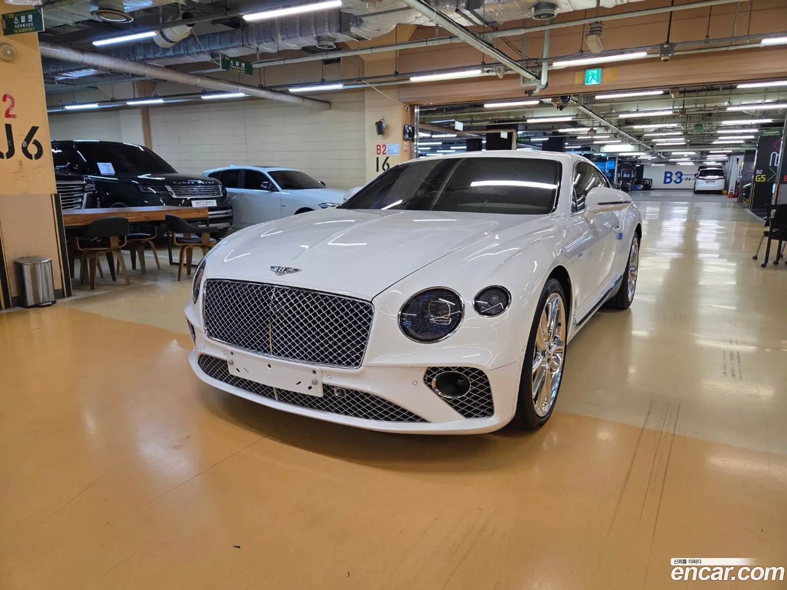 Bentley Continental GT 2023 — 18