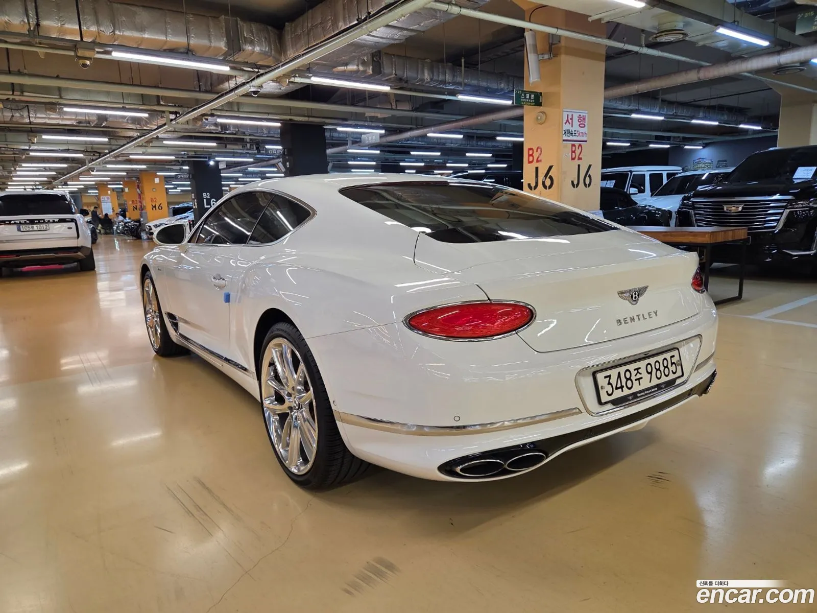 Bentley Continental GT 2023 — 14
