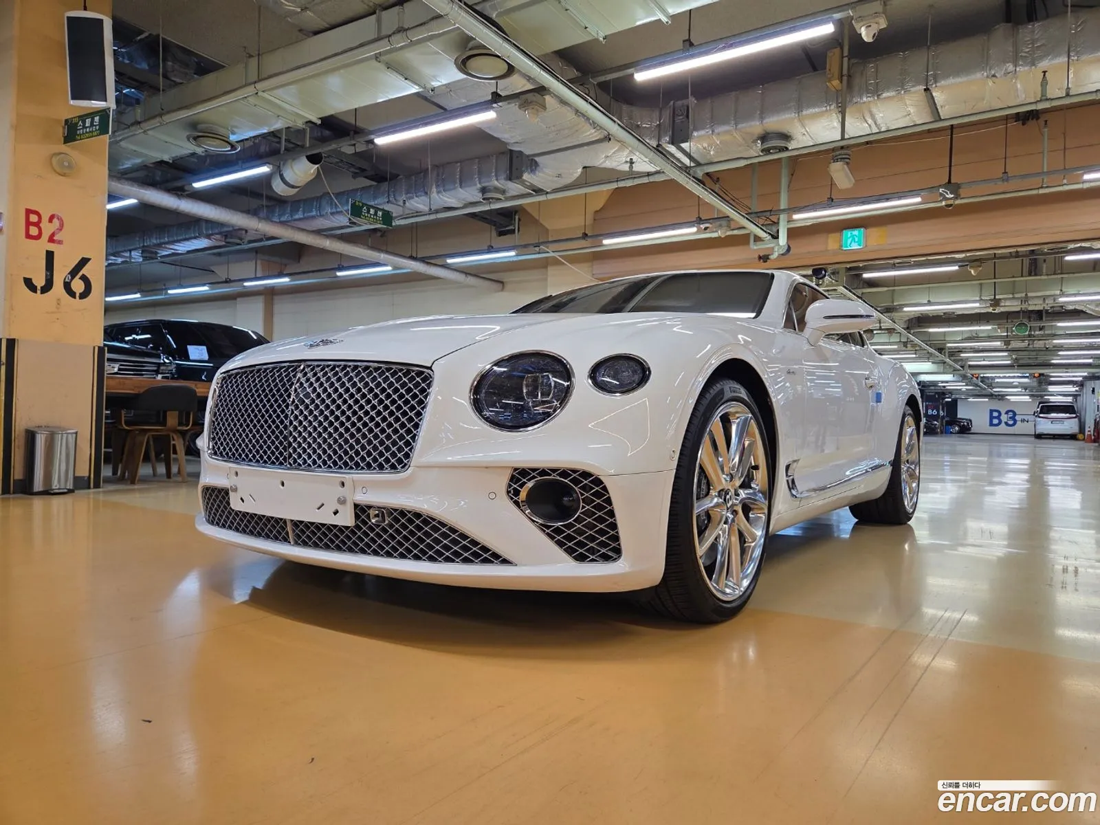 Bentley Continental GT 2023 — 20
