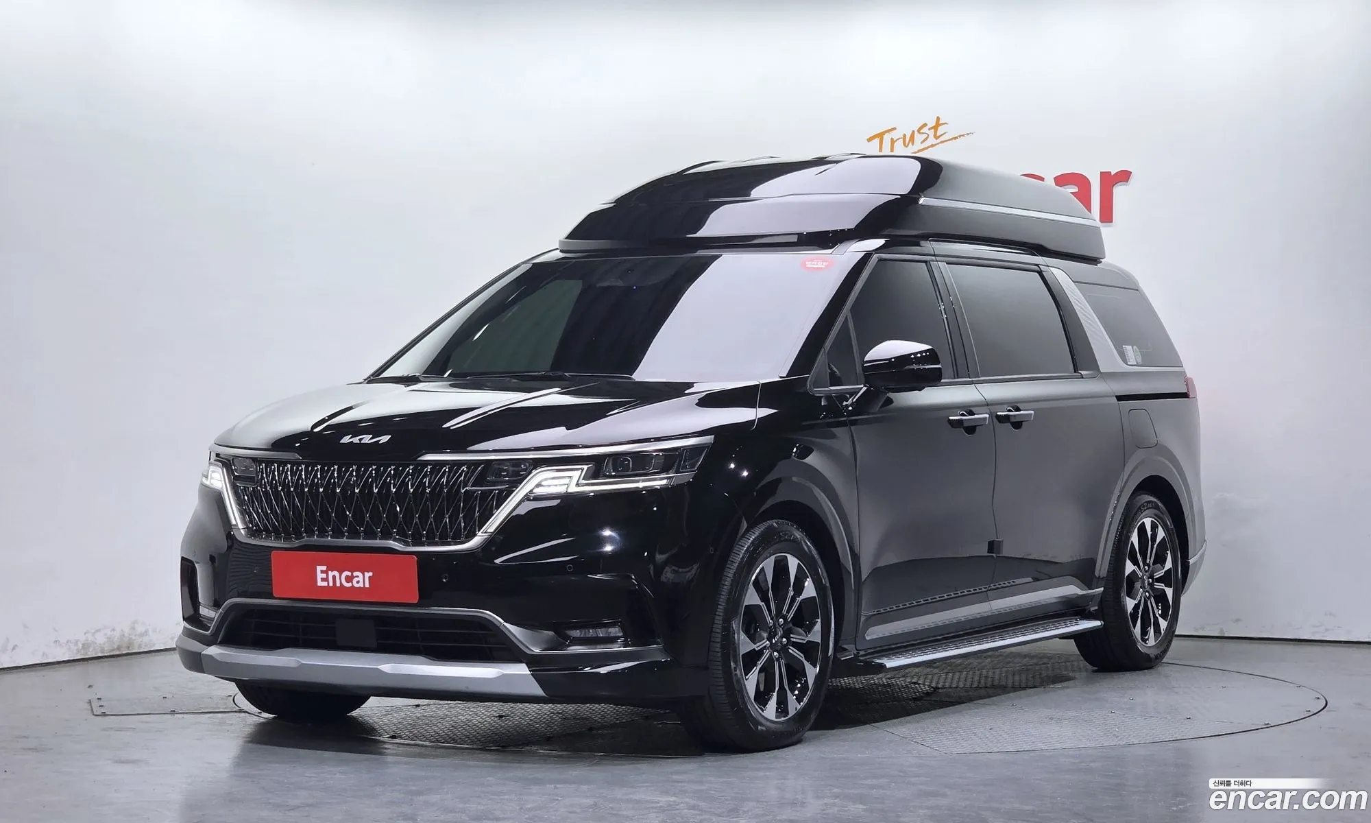 Kia Carnival 2021 — 3