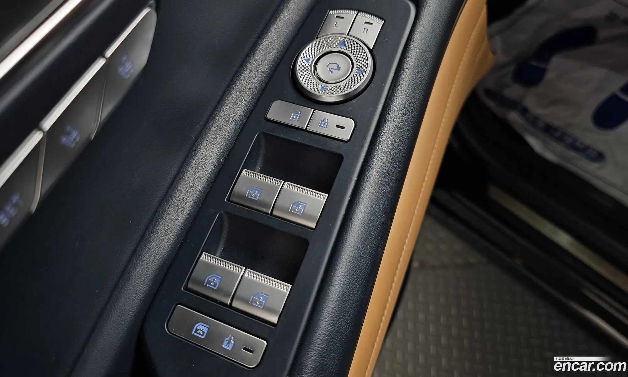 Genesis GV80 2022 — 21