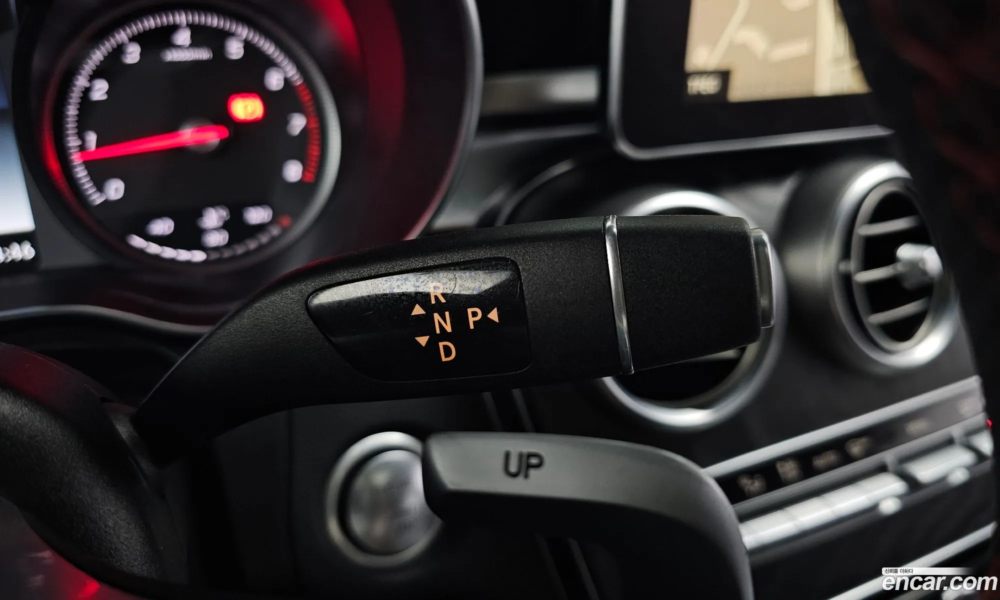 Mercedes-Benz C-Class W205 2018 — 25