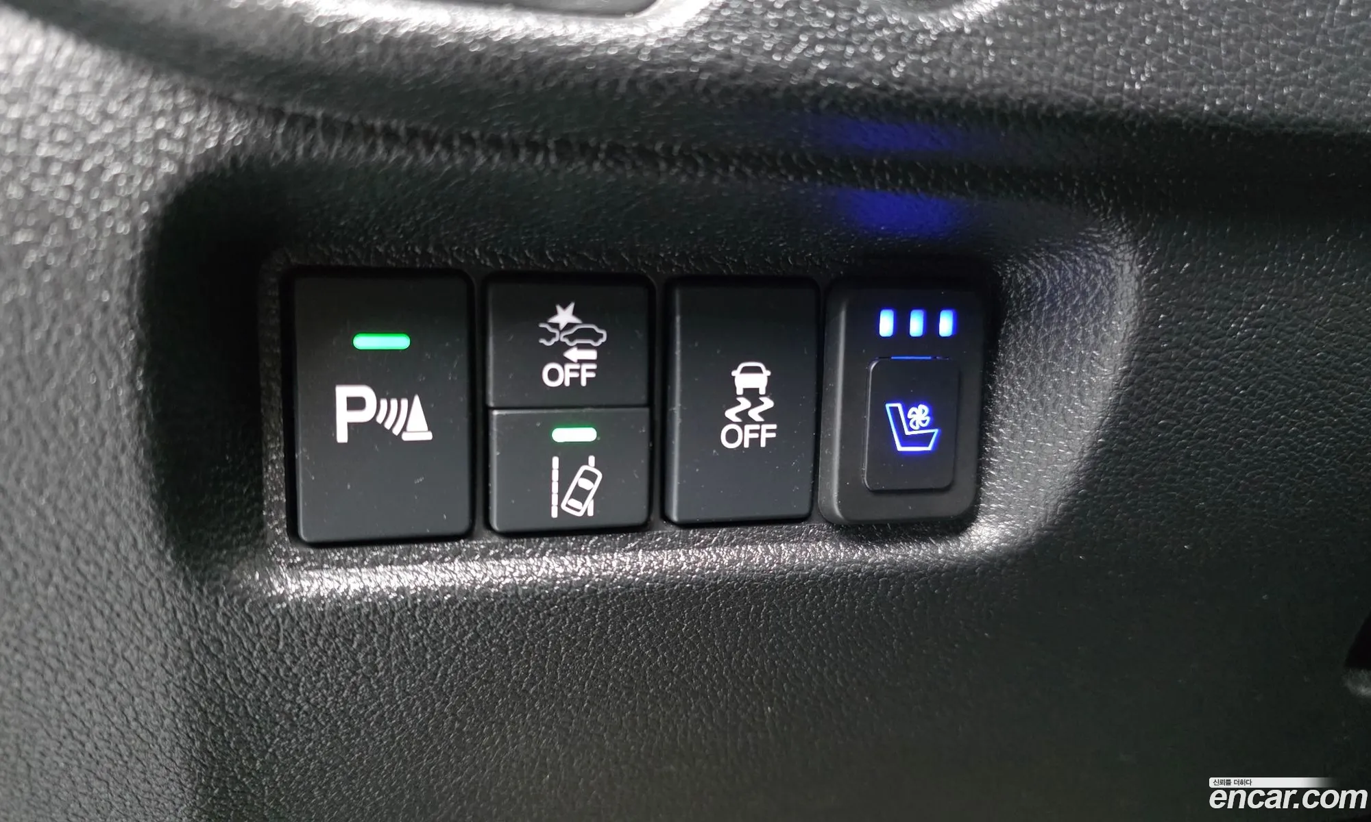 Honda Pilot 2019 5FNYF6860KB200063 — 29