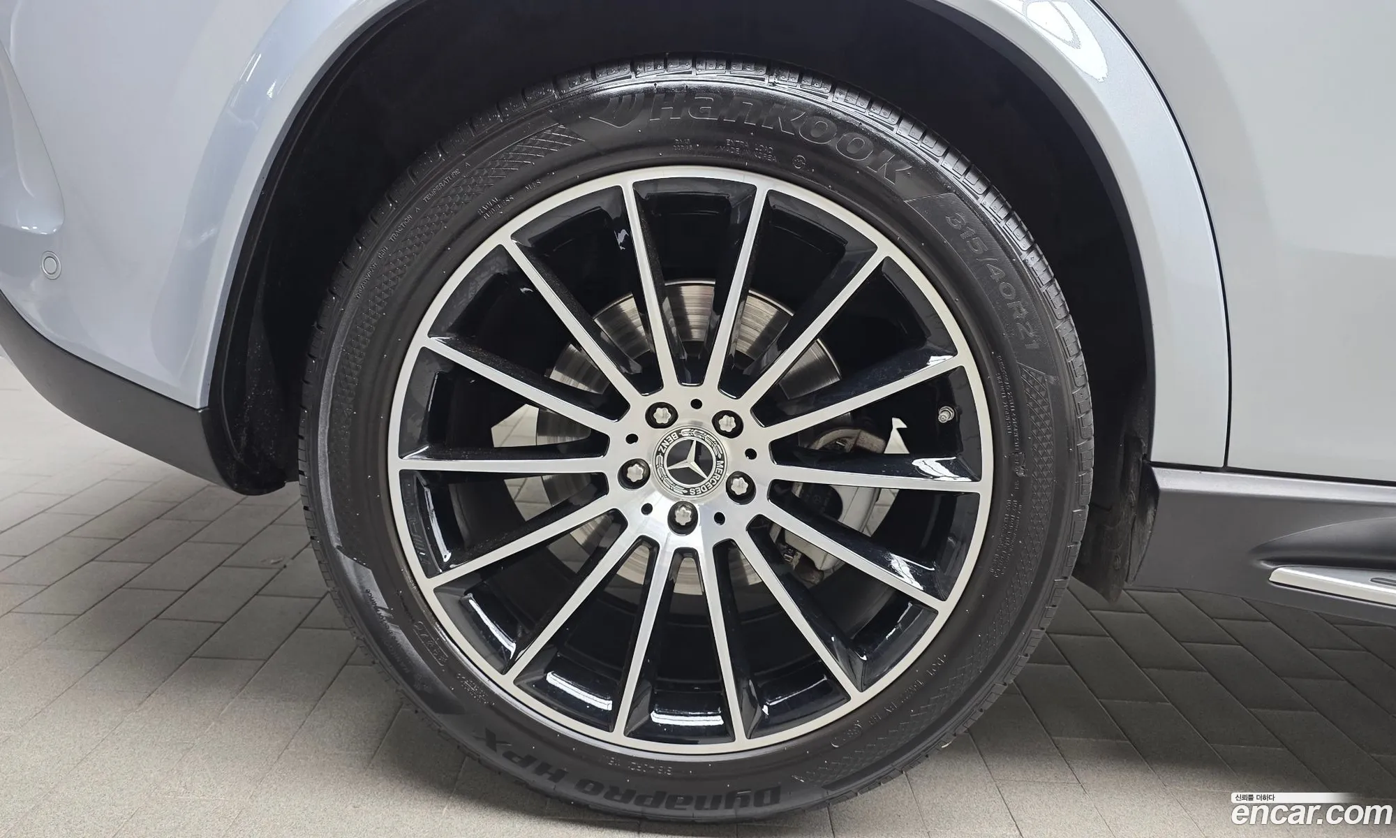 Mercedes-Benz GLE-Class W167 2023 — 24