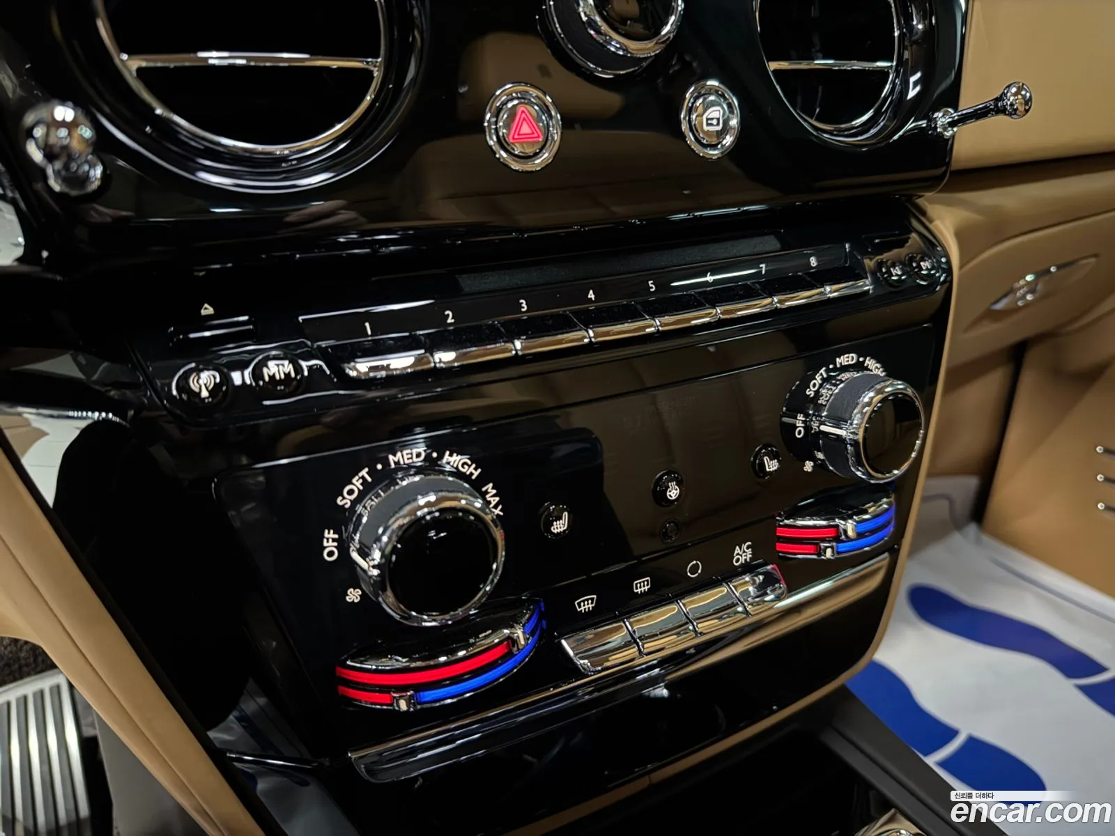 Rolls-Royce Phantom 2021 — 14