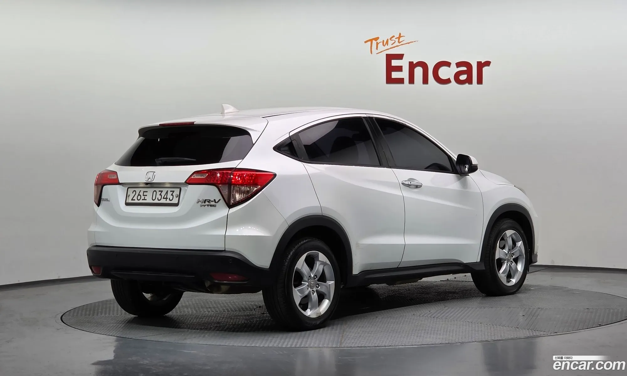 Honda HR-V 2016 3HGRU5850GM200129 — 14