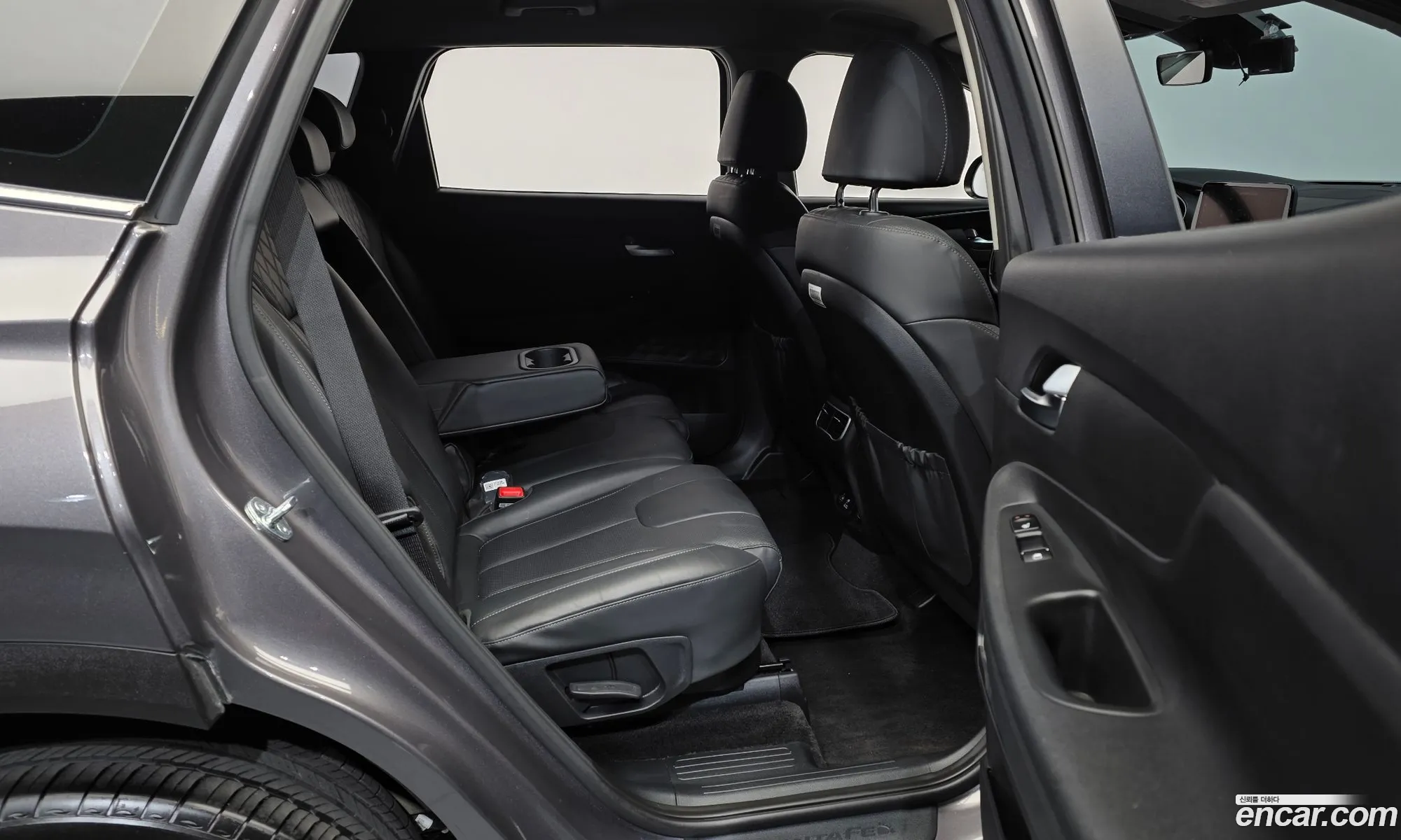 Hyundai Santa Fe 2023 — 16