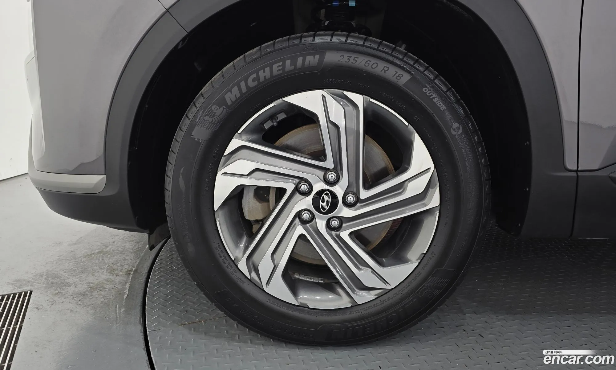 Hyundai Santa Fe 2023 — 2