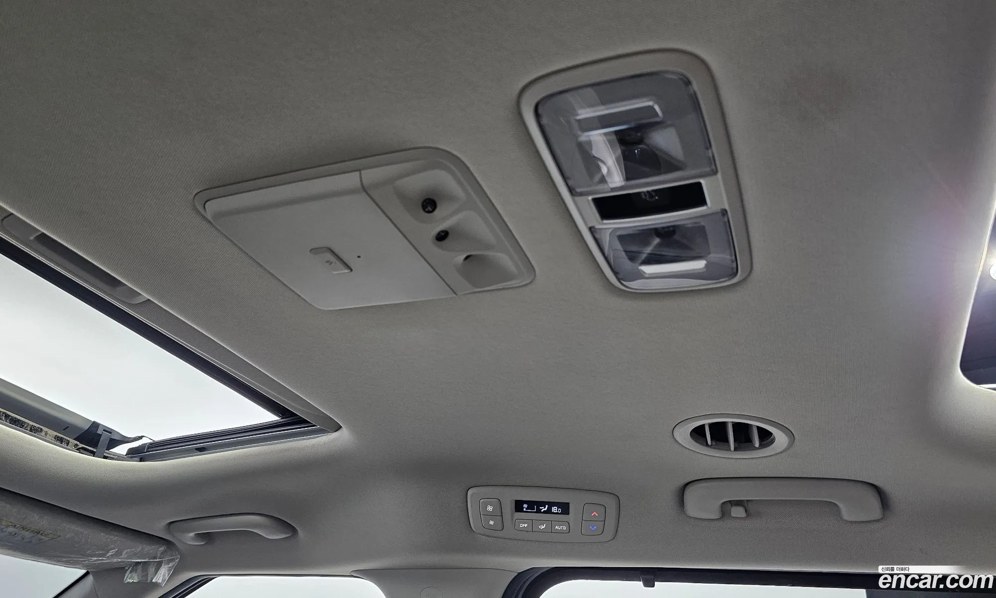 Kia Carnival 2022 — 11