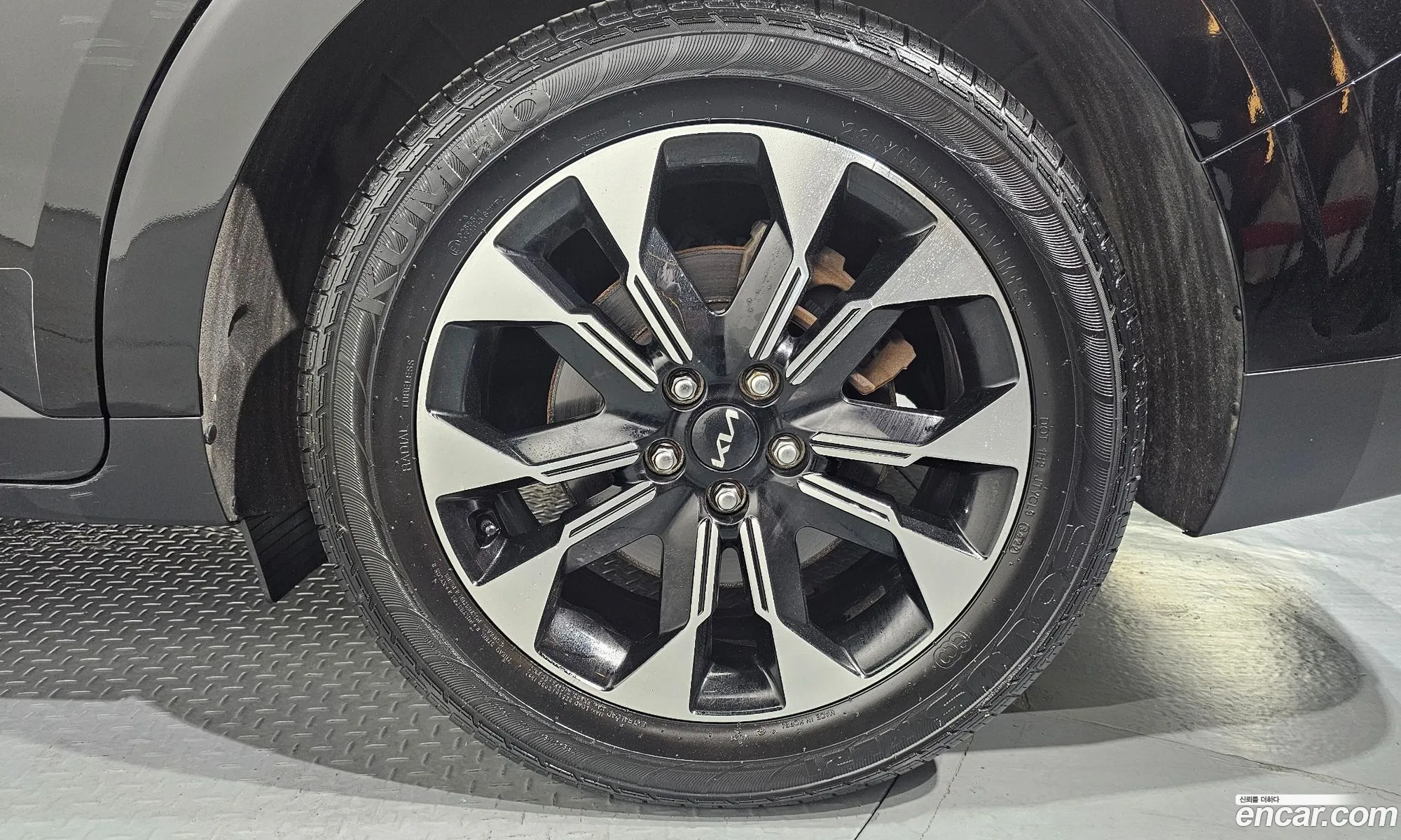 Kia Carnival 2022 — 37