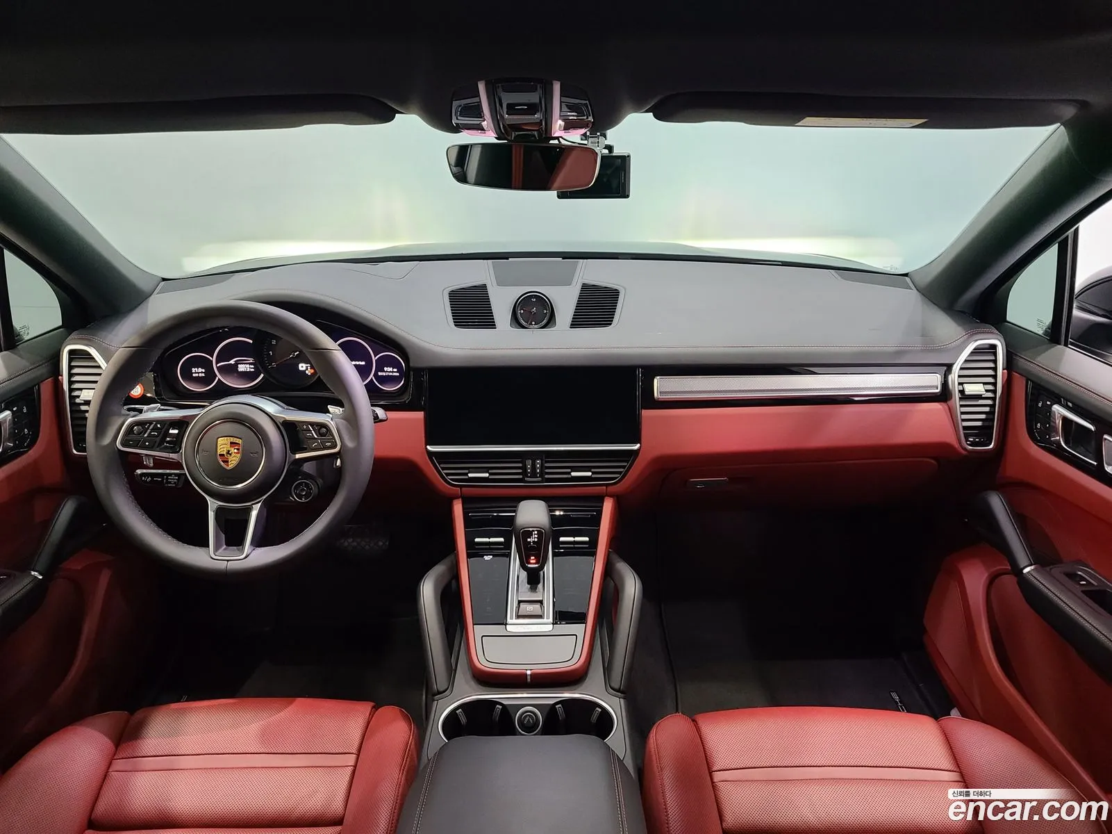 Porsche Cayenne 2023 — 2