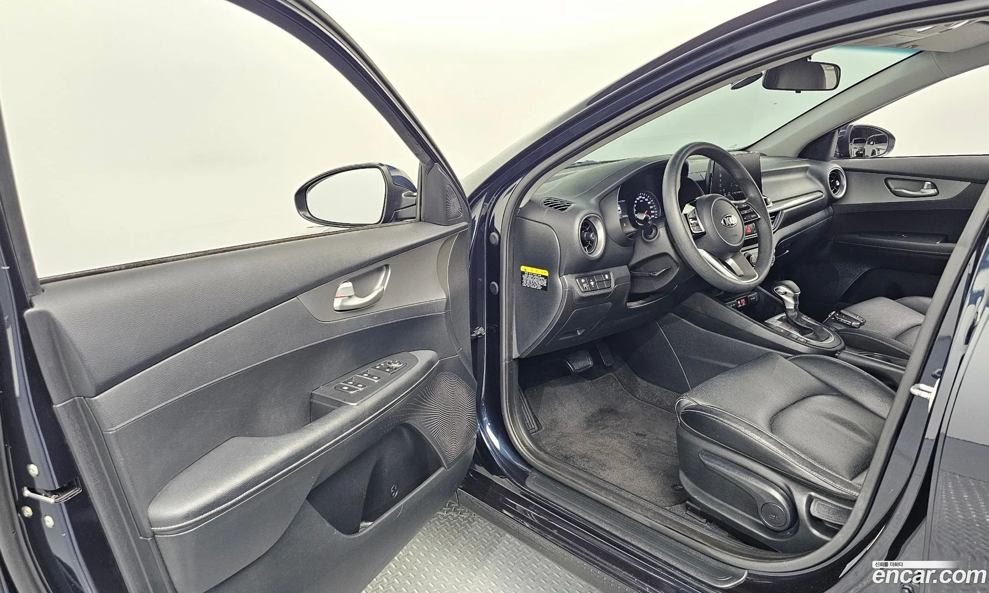 Kia K3 2018 — 16