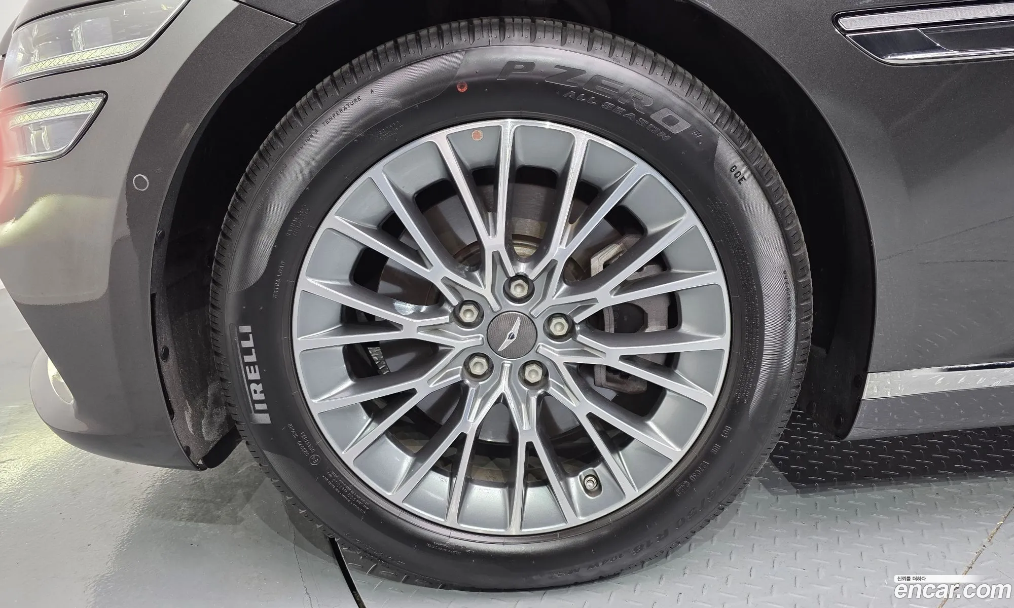 Genesis G80 2023 — 13