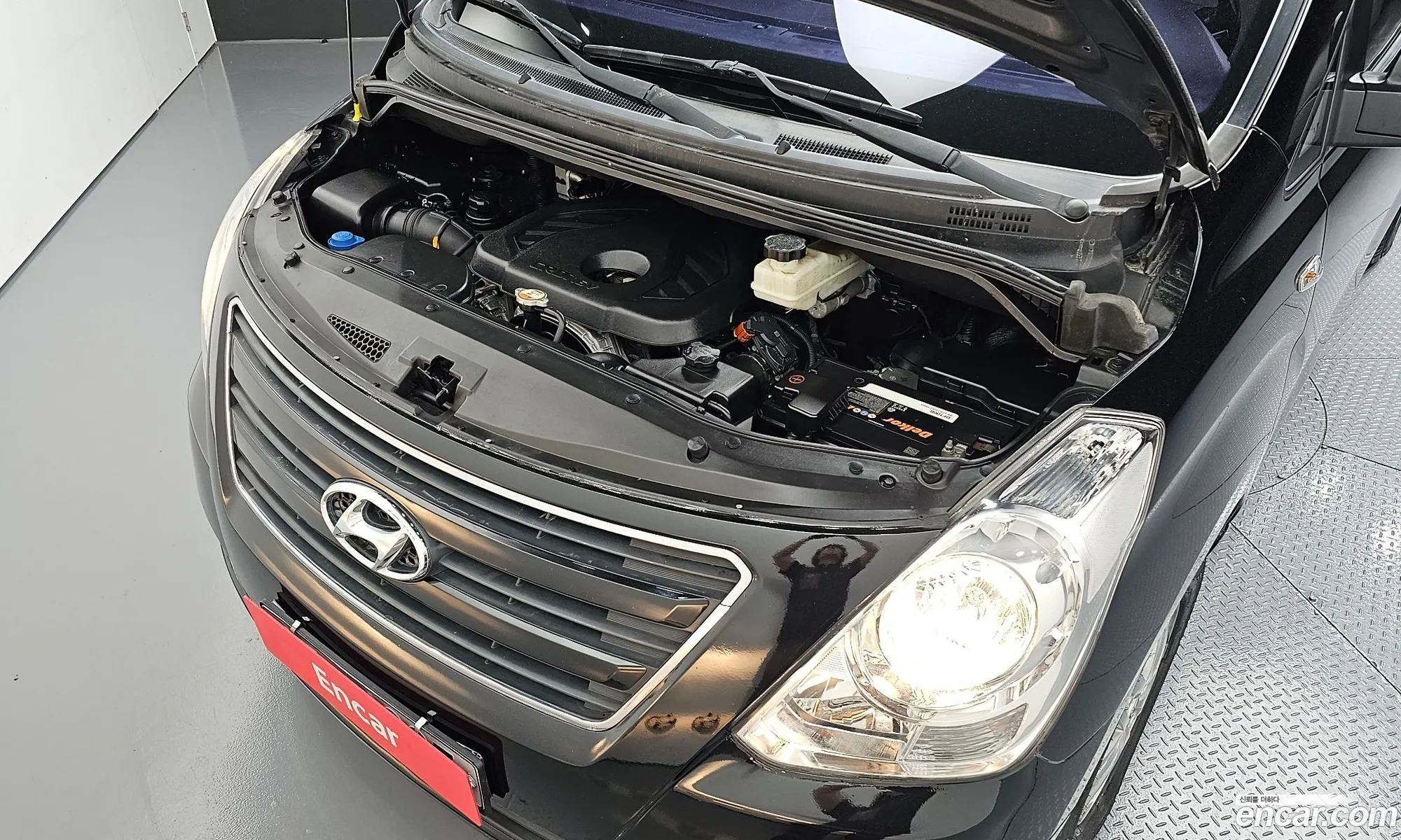Hyundai Grand Starex 2017 — 18