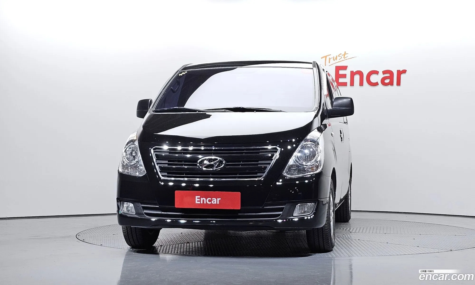 Hyundai Grand Starex 2017 — 13