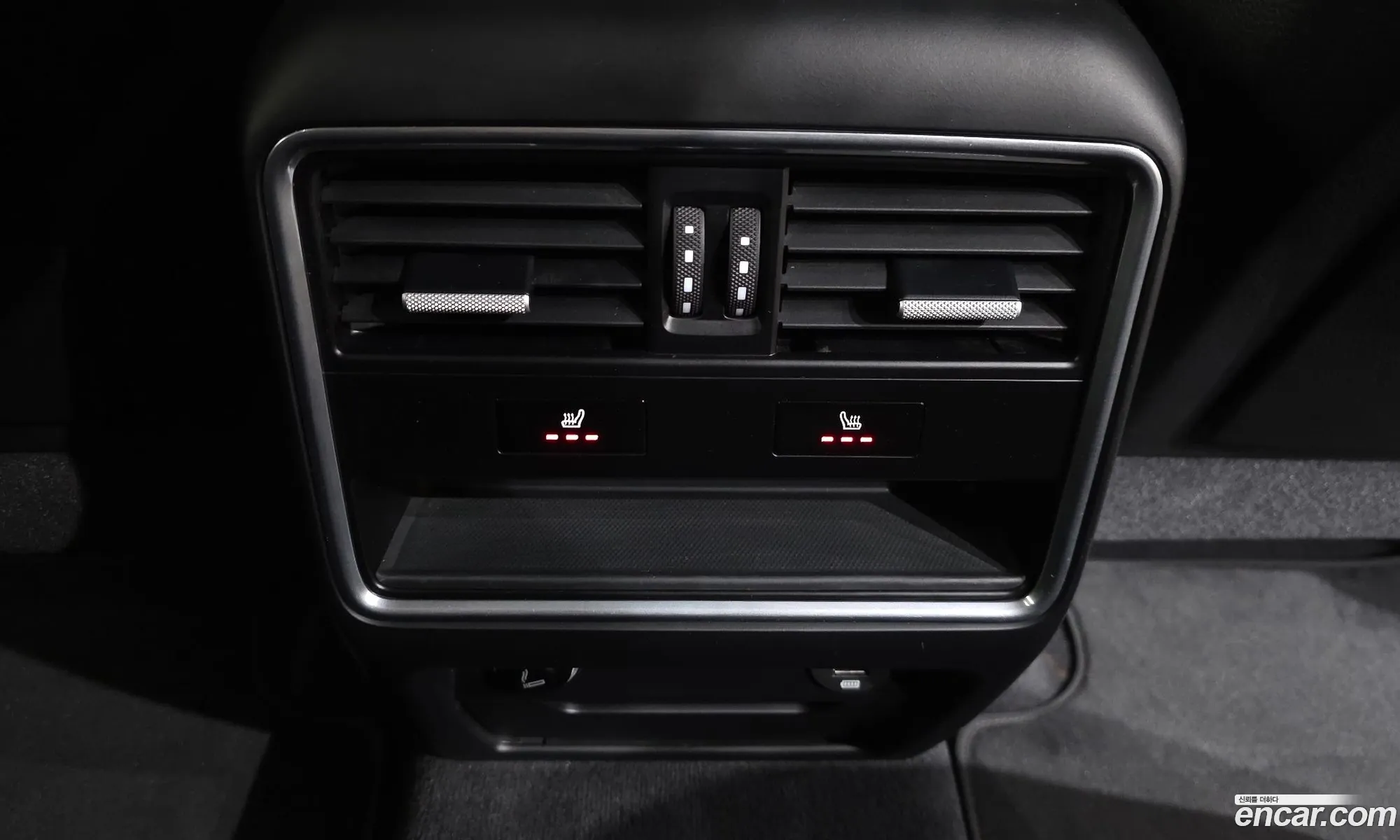 Porsche Cayenne 2019 WP1AA29Y8KDA29813 — 18