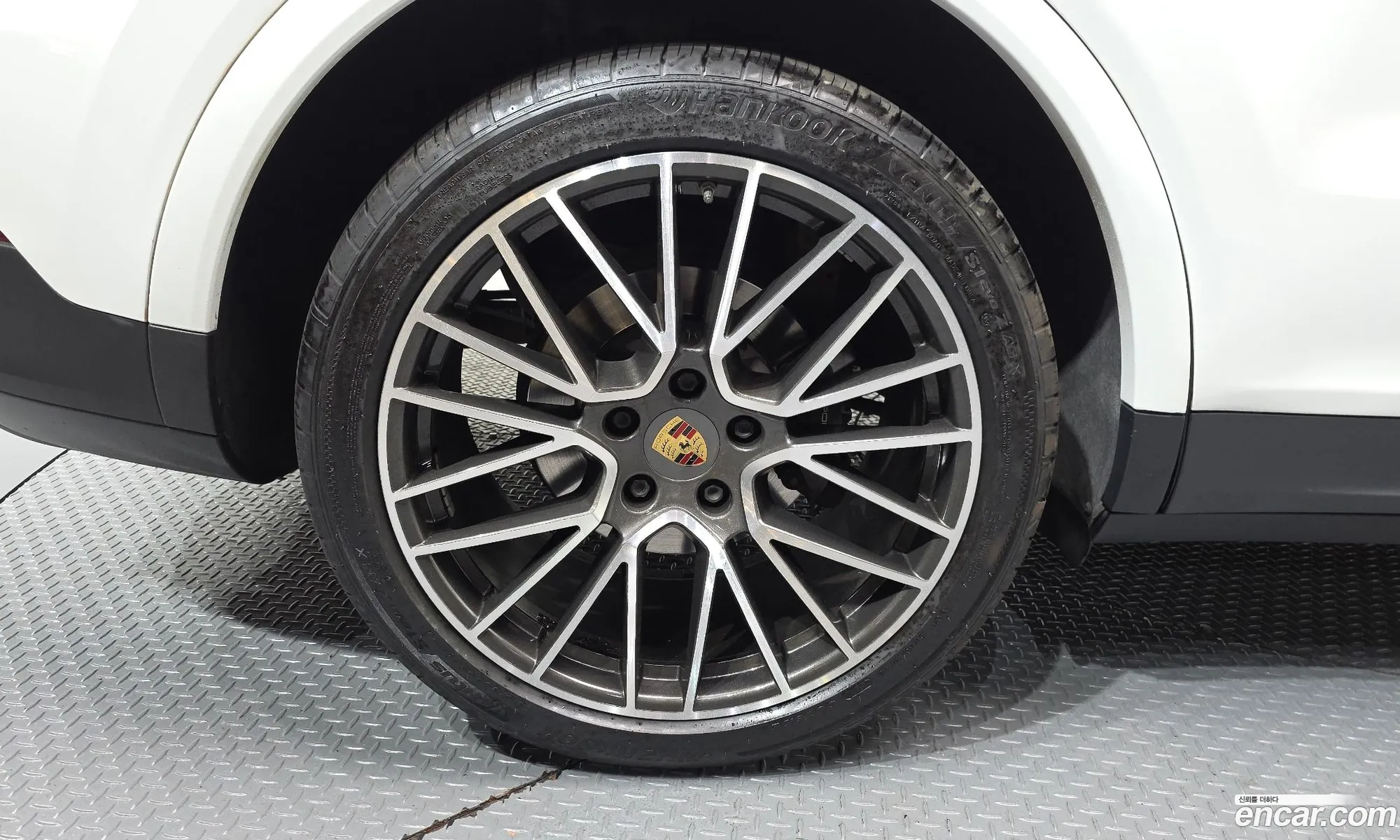 Porsche Cayenne 2019 WP1AA29Y8KDA29813 — 4