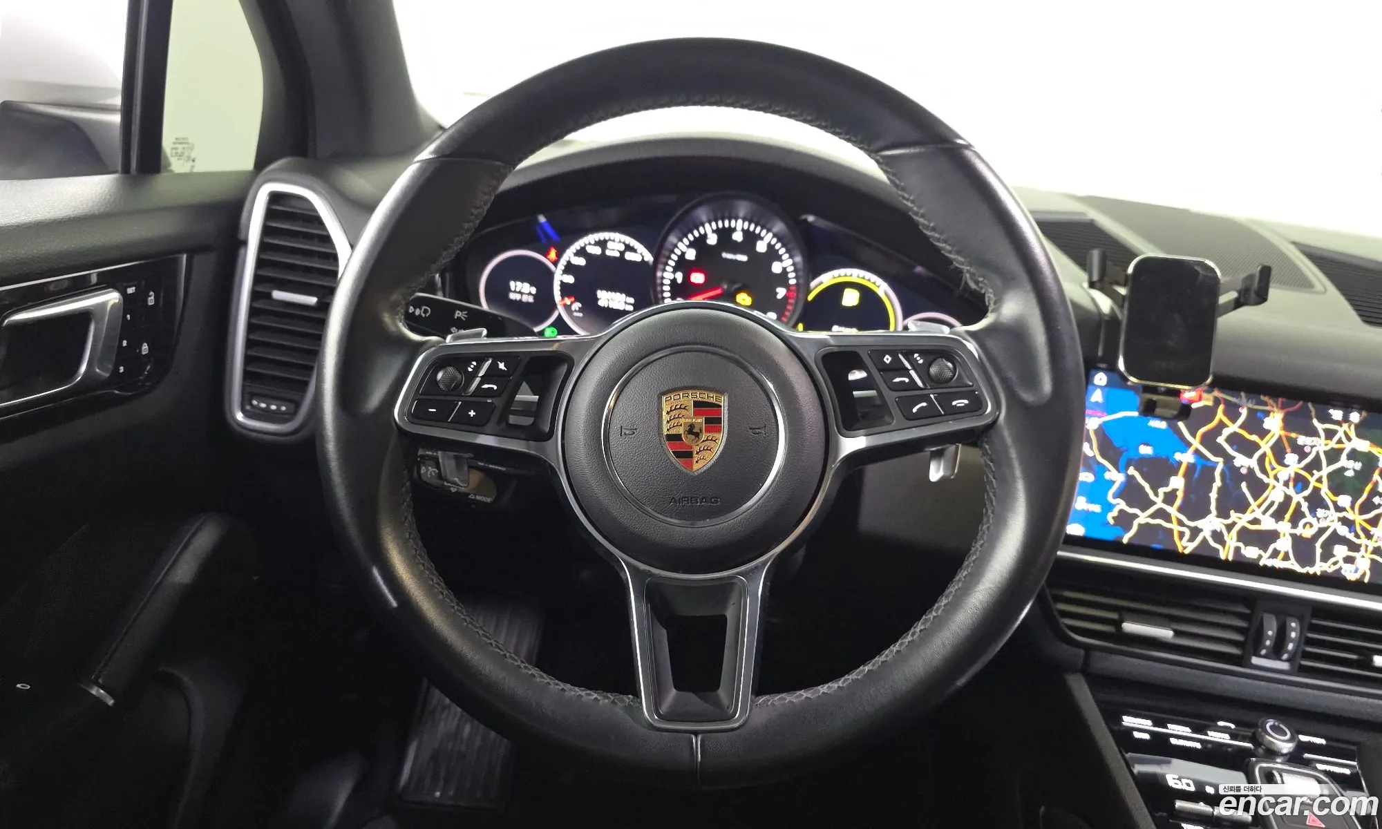 Porsche Cayenne 2019 WP1AA29Y8KDA29813 — 15