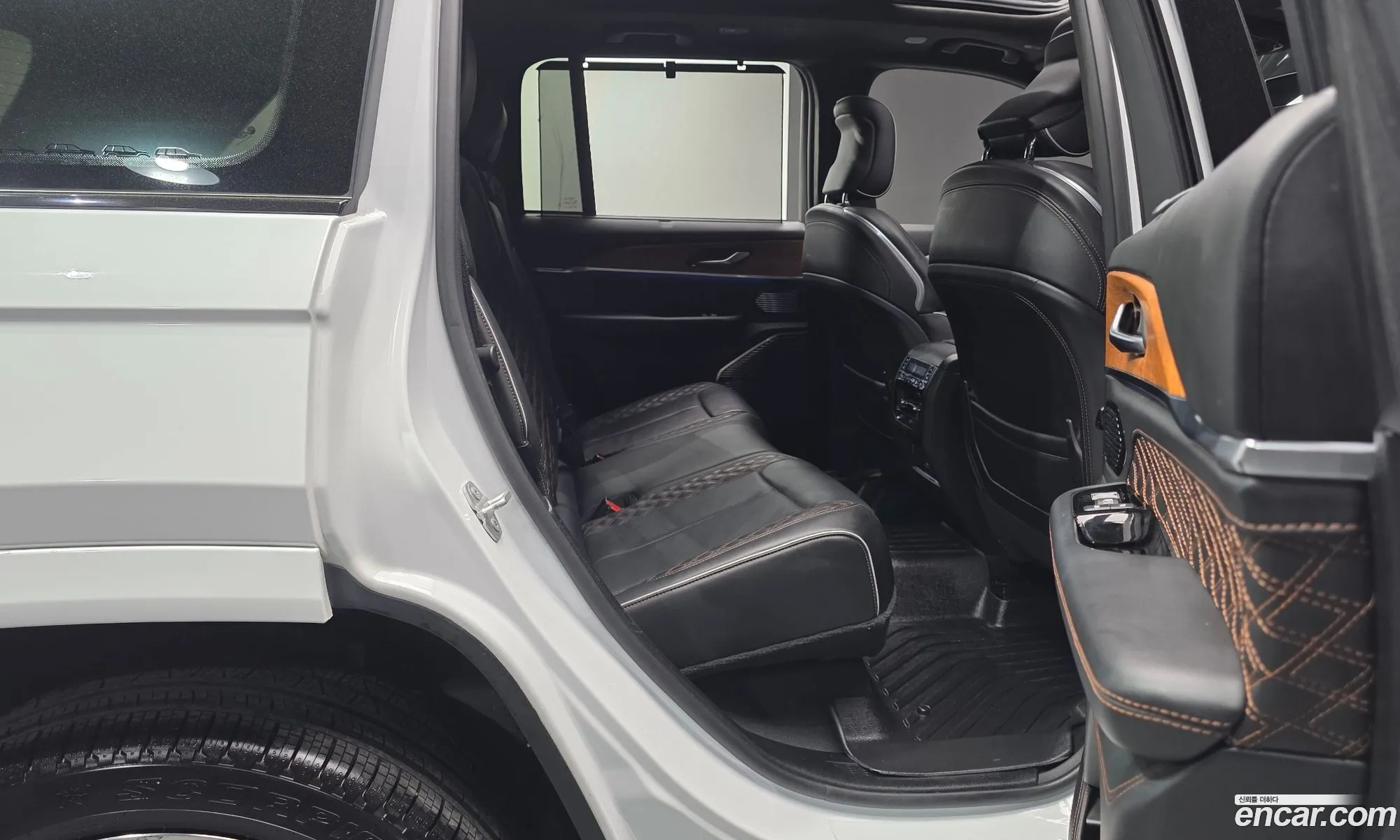 Jeep Grand Cherokee 2023 — 22