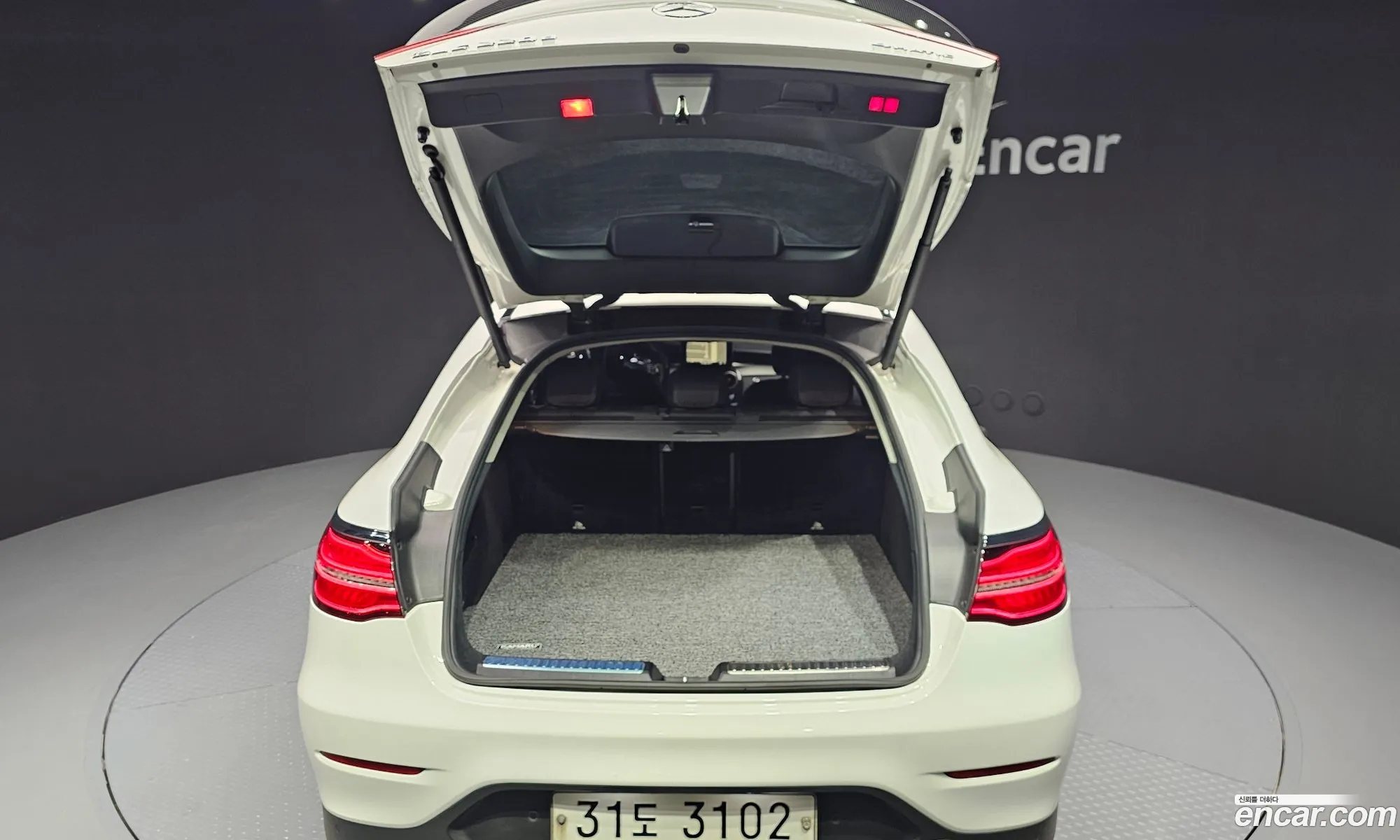 Mercedes-Benz GLC-Class X253 2018 — 17