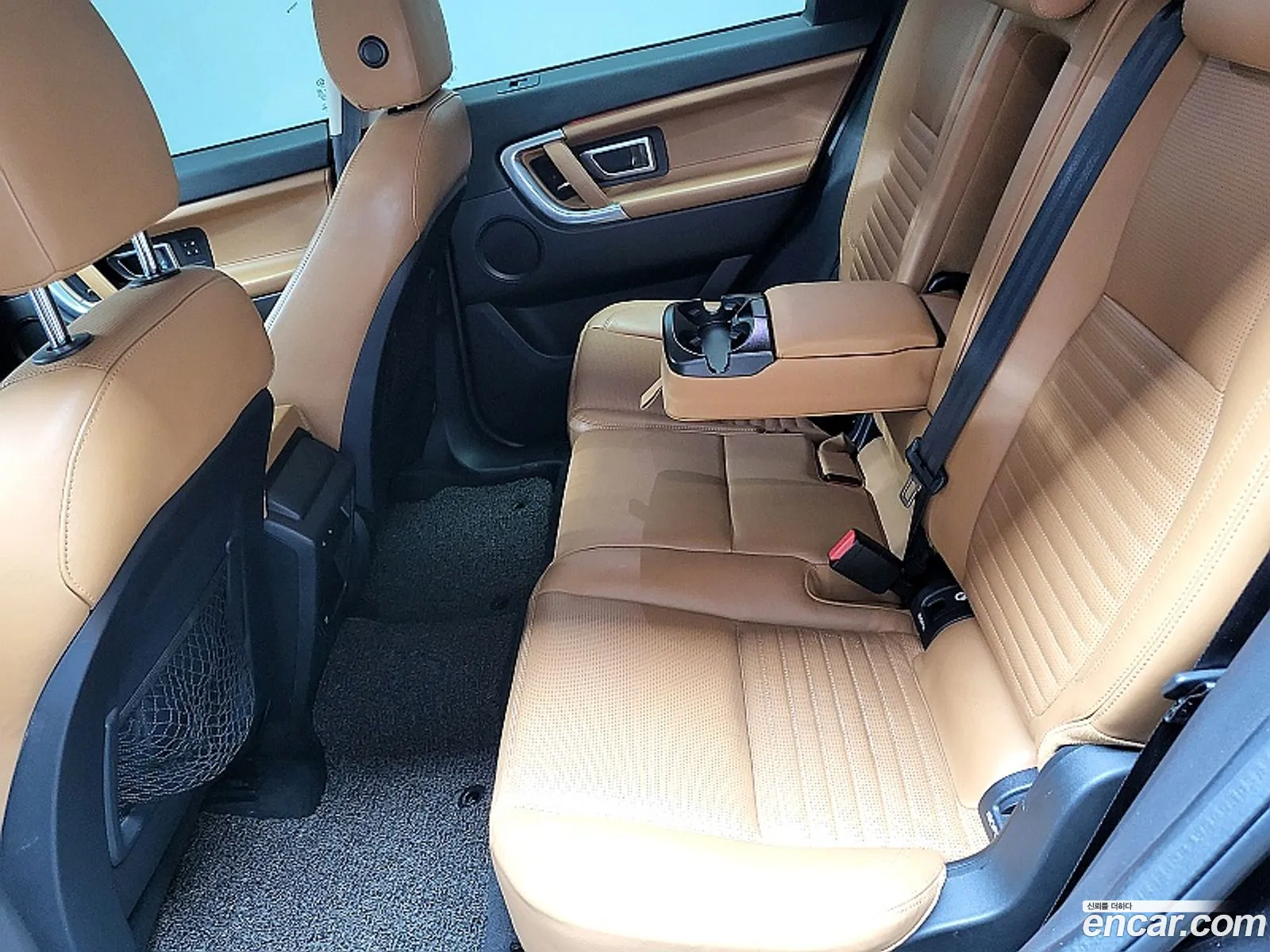 Land Rover Discovery Sport 2019 — 12