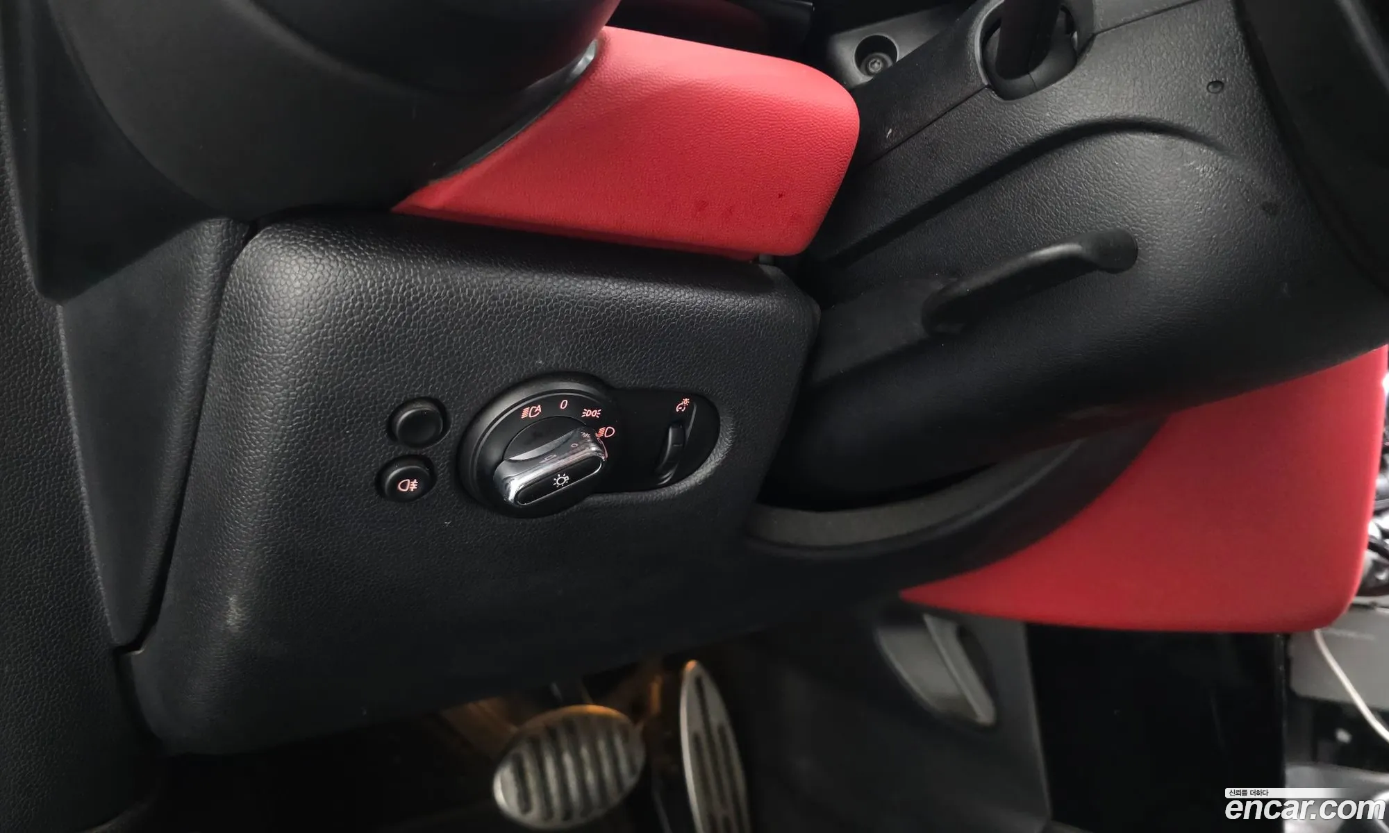 Mini Cooper S 2020 WMWXY9105L2N14488 — 9