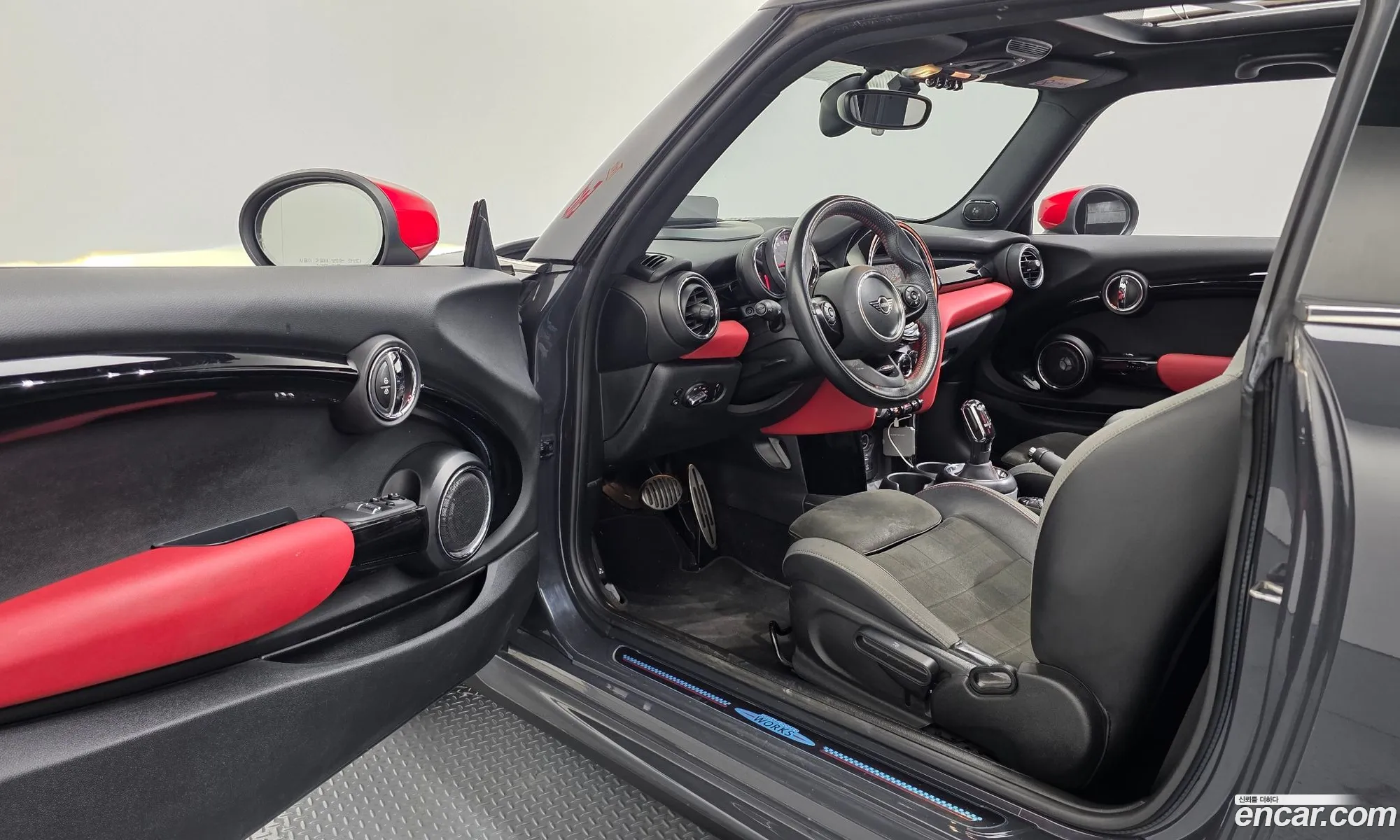 Mini Cooper S 2020 WMWXY9105L2N14488 — 5