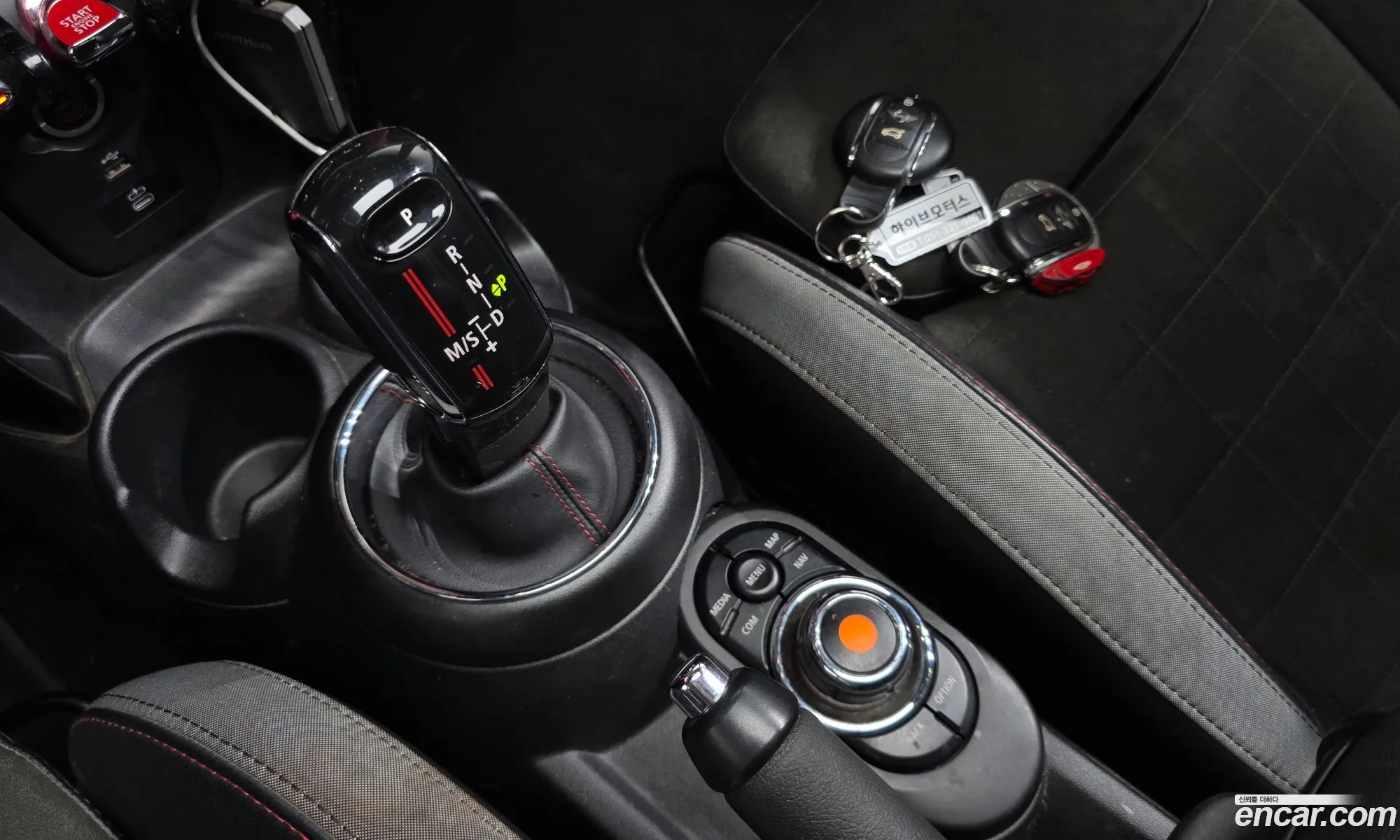 Mini Cooper S 2020 WMWXY9105L2N14488 — 13