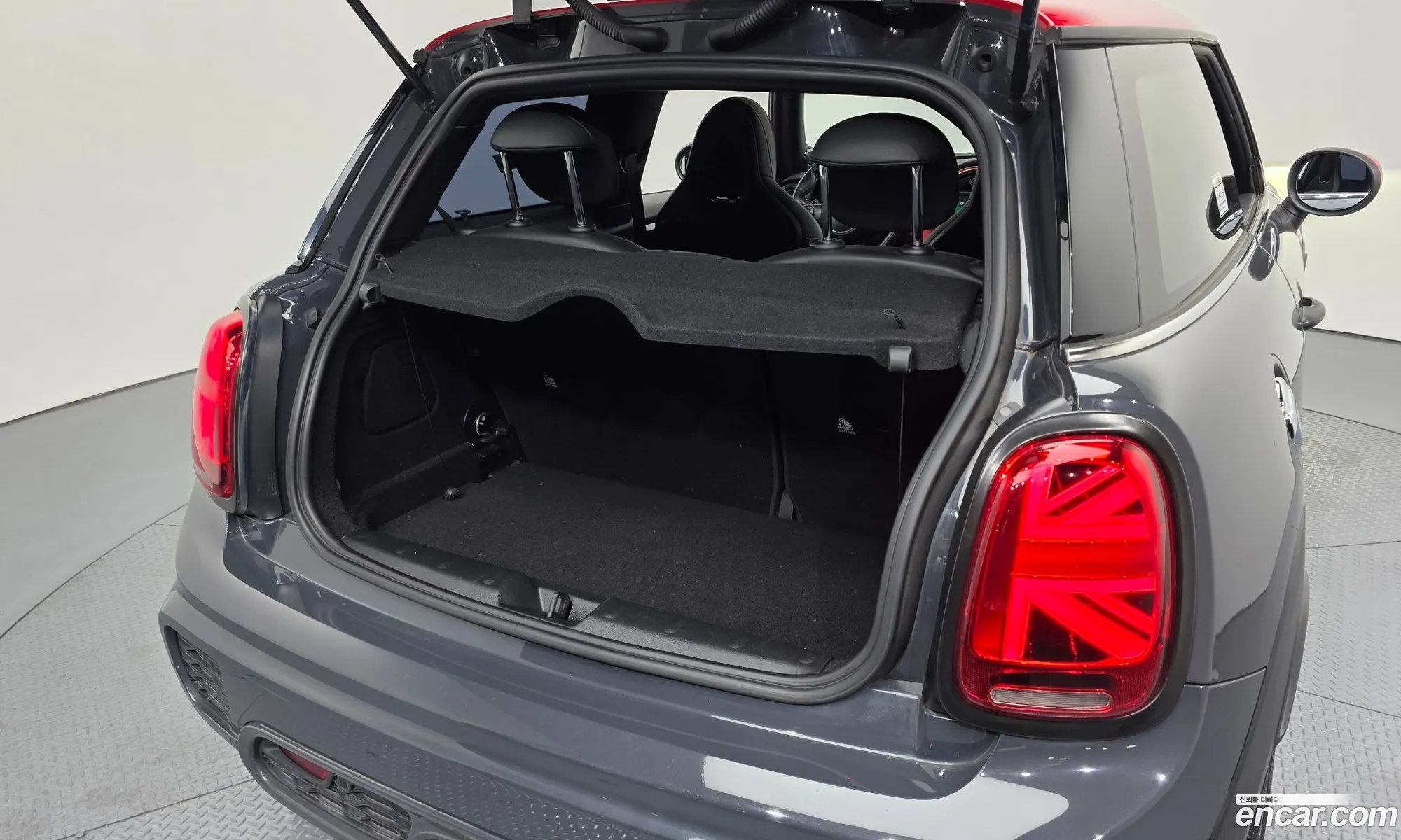 Mini Cooper S 2020 WMWXY9105L2N14488 — 21