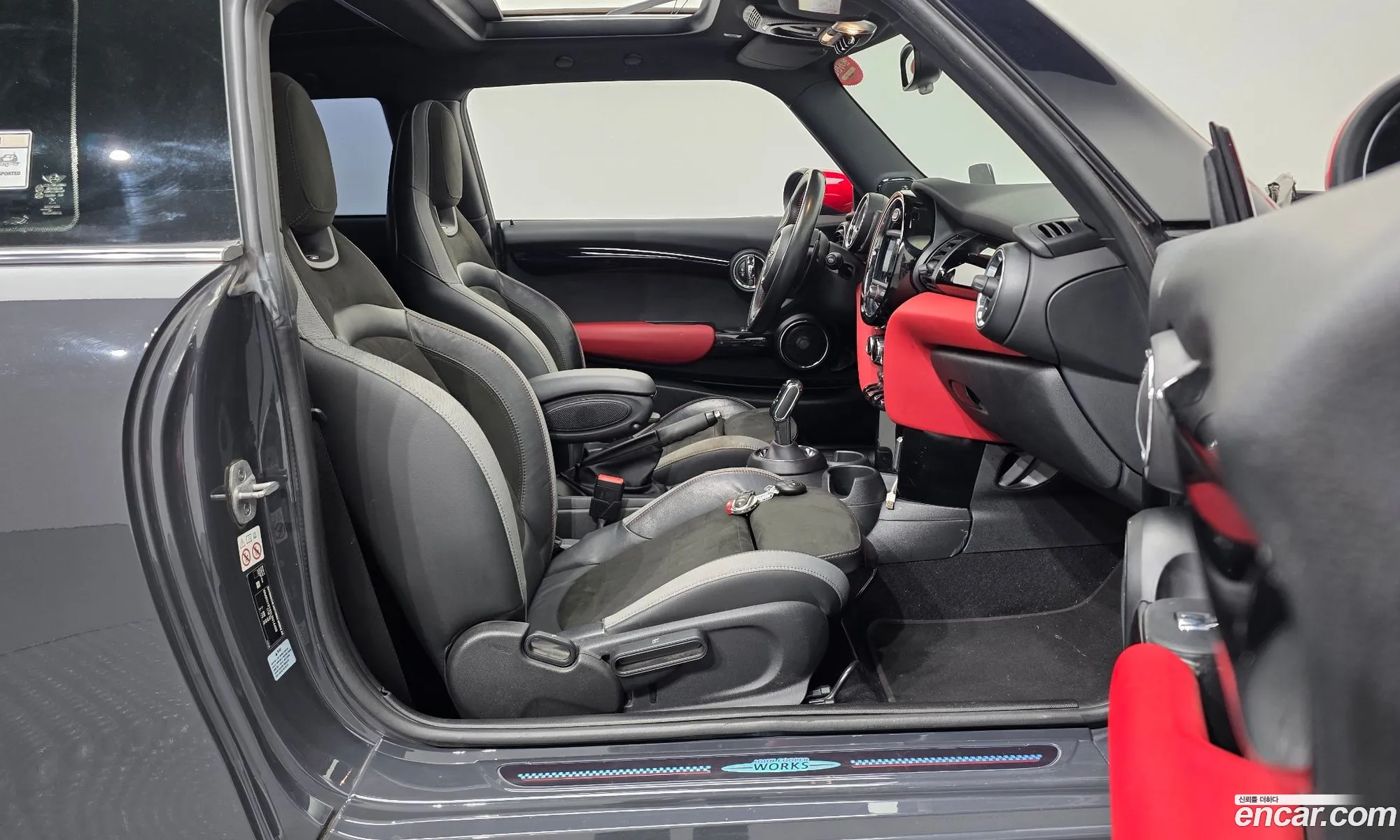 Mini Cooper S 2020 WMWXY9105L2N14488 — 20