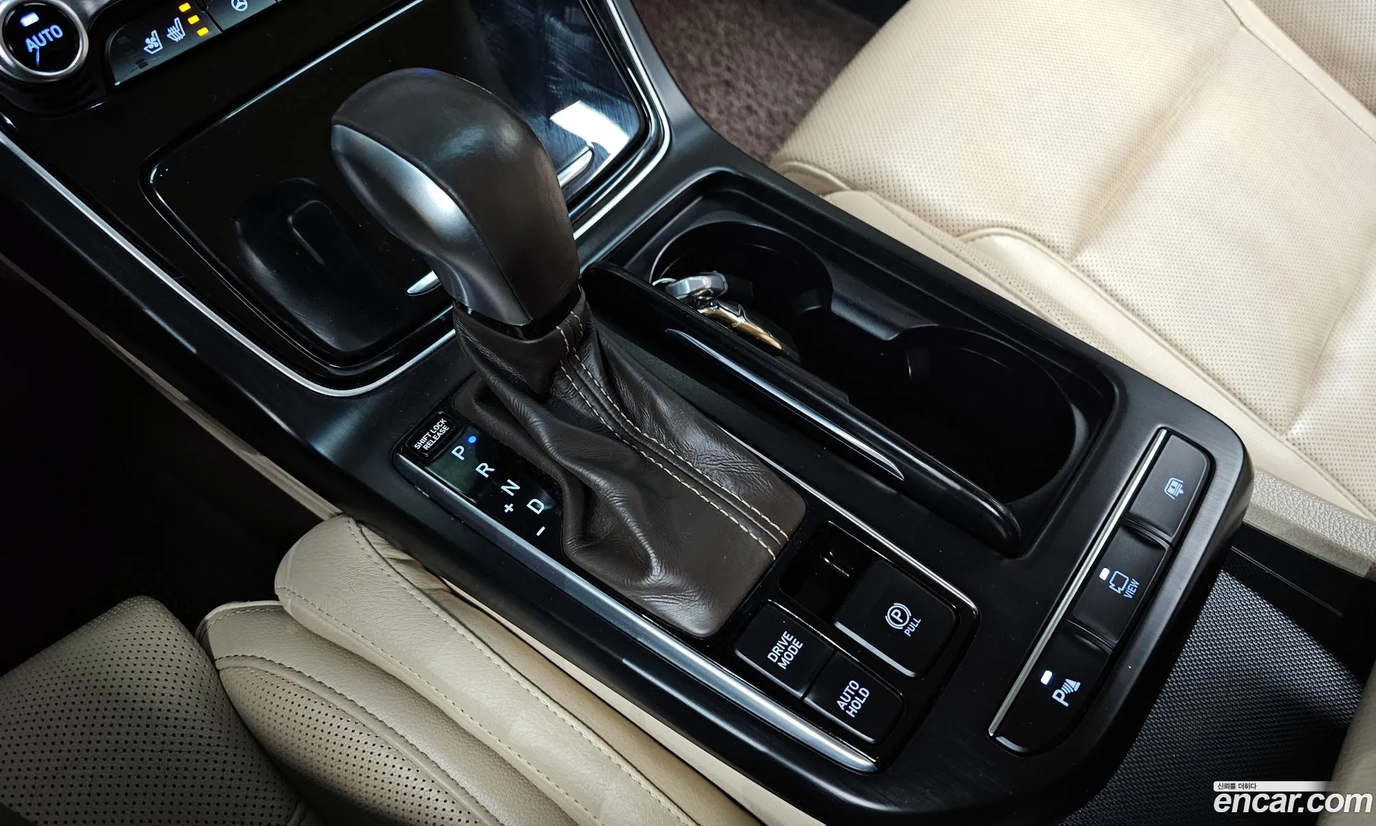 Hyundai Grandeur IG Hybrid 2019 — 26