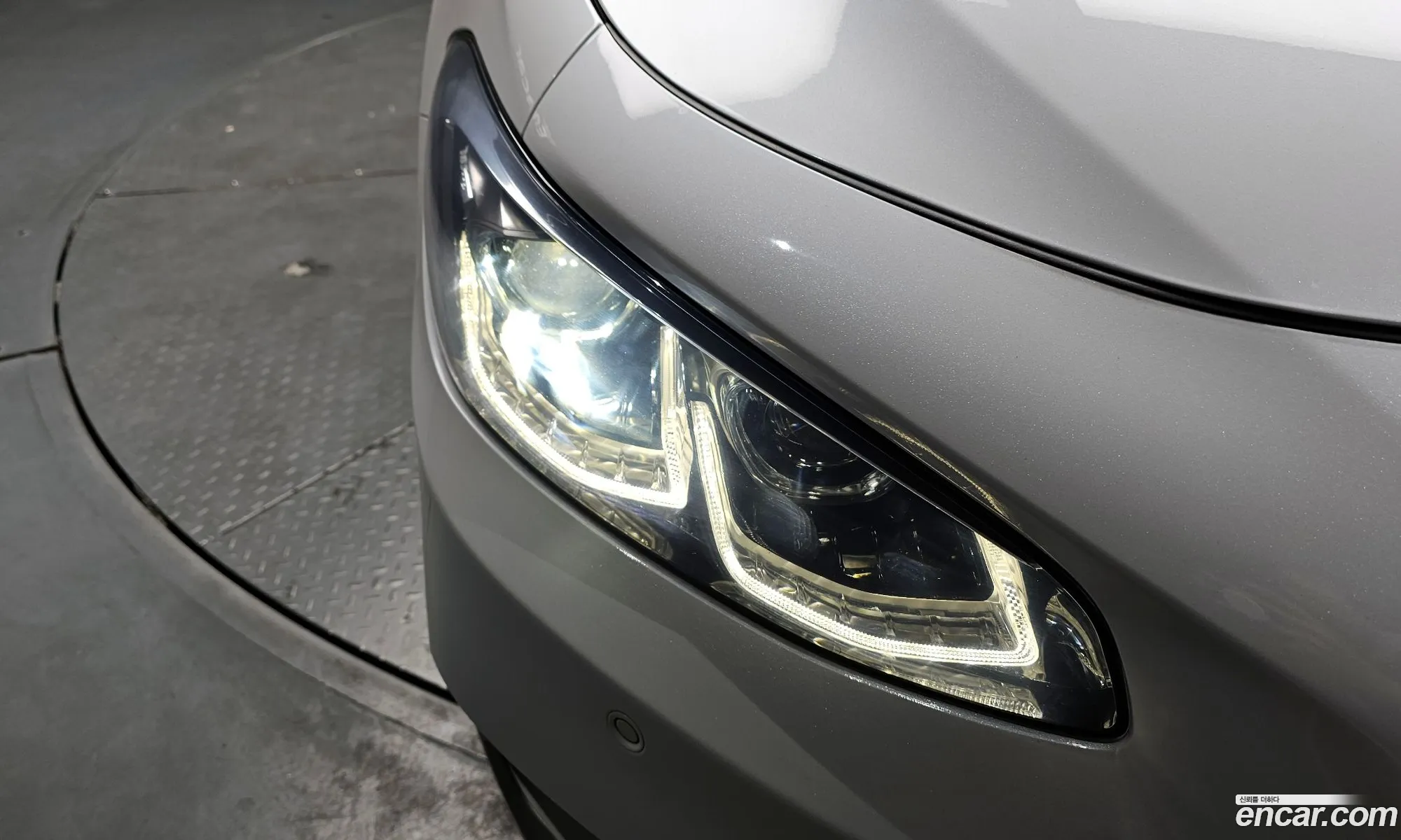 Hyundai Grandeur IG Hybrid 2019 — 12
