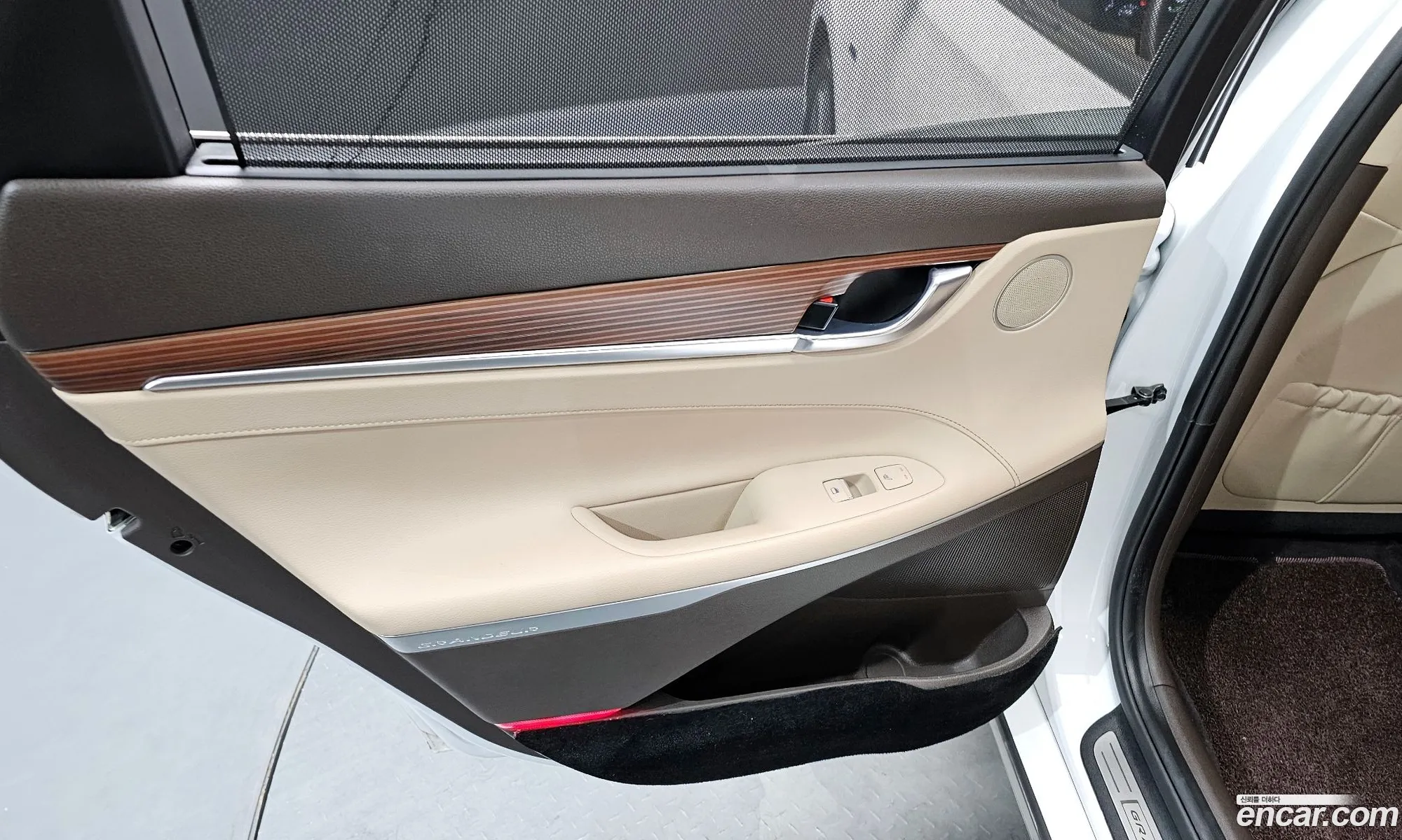 Hyundai Grandeur IG Hybrid 2019 — 13