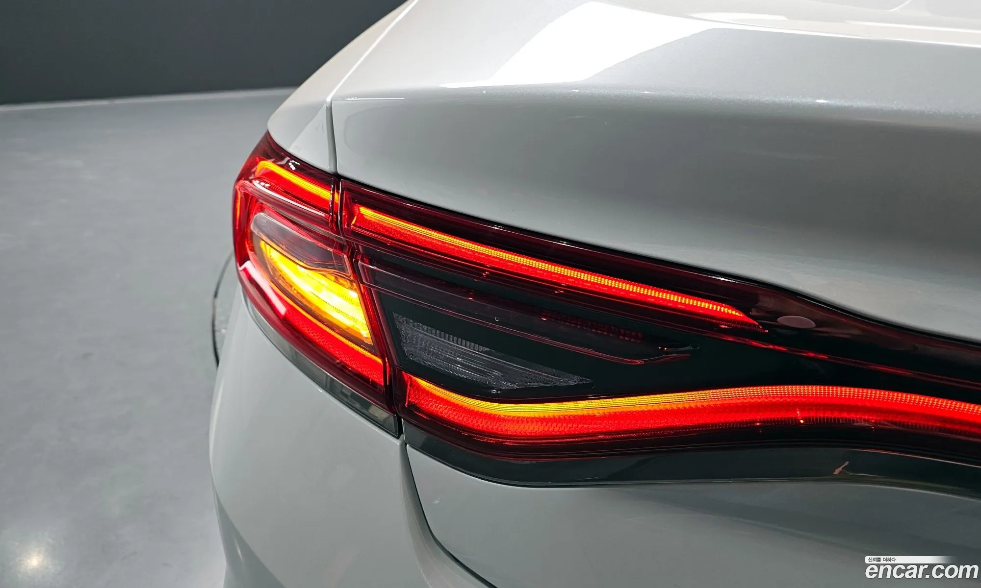 Hyundai Grandeur IG Hybrid 2019 — 4