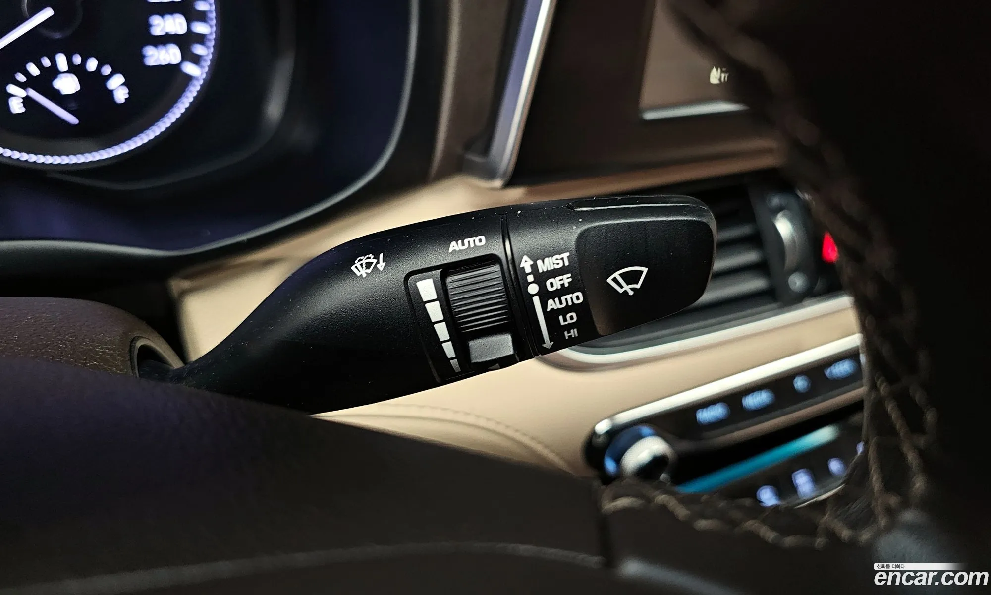 Hyundai Grandeur IG Hybrid 2019 — 30