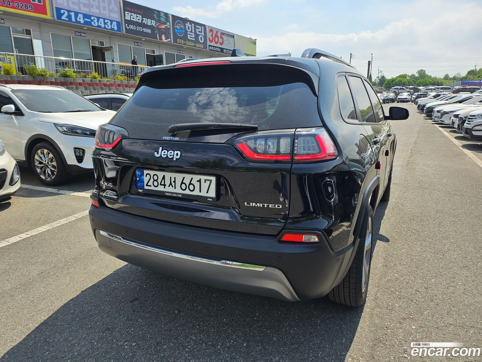 Jeep Cherokee 2022 — 15