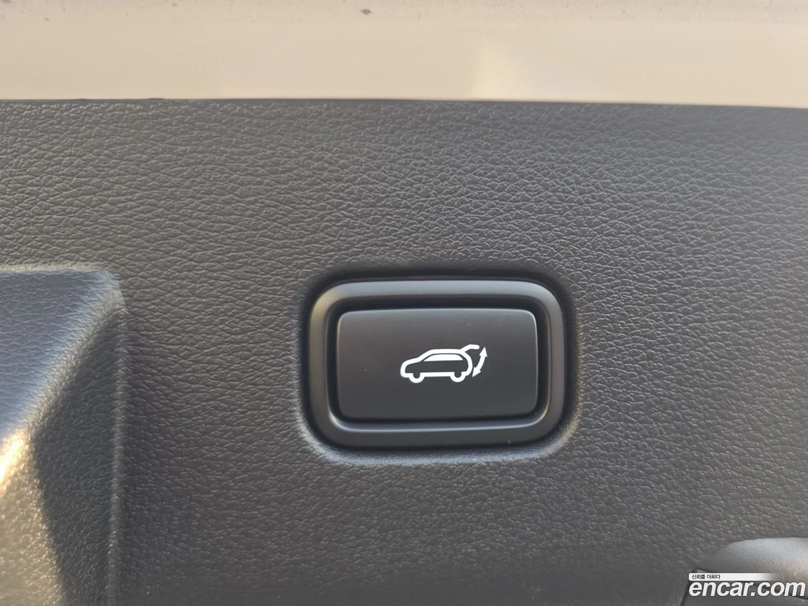 Kia Sportage Hybrid 2025 — 13