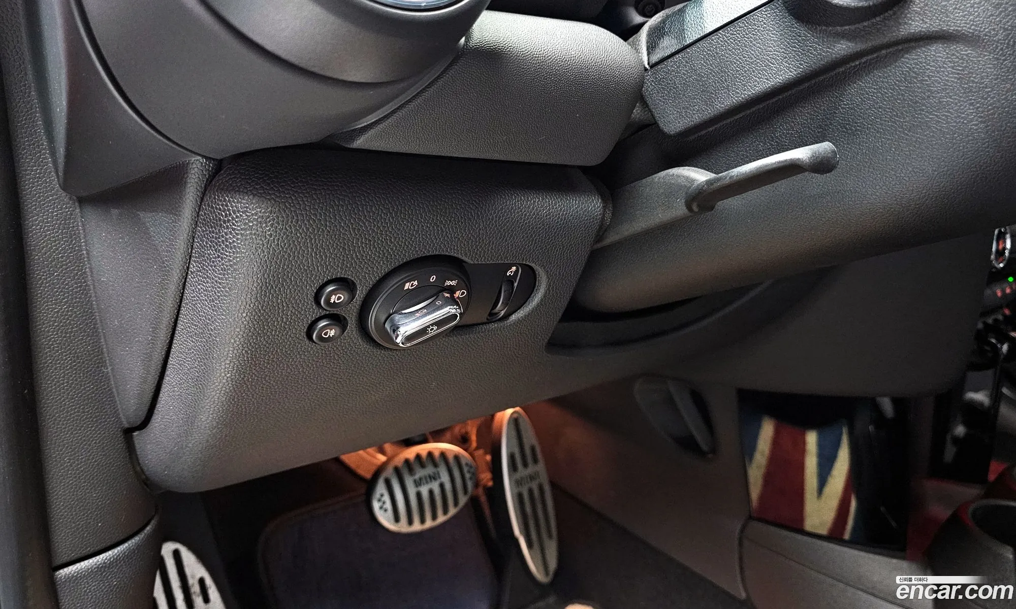 Mini Cooper 2017 WMWXP5105H2F93425 — 32