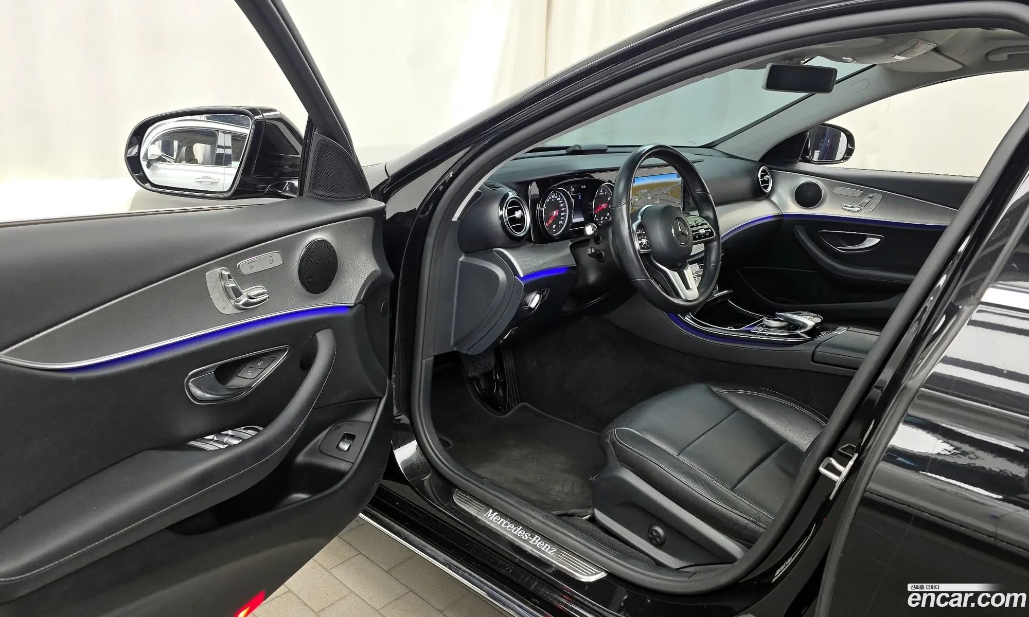 Mercedes-Benz E-Class W213 2019 WDDZF4JB4KA631446 — 8
