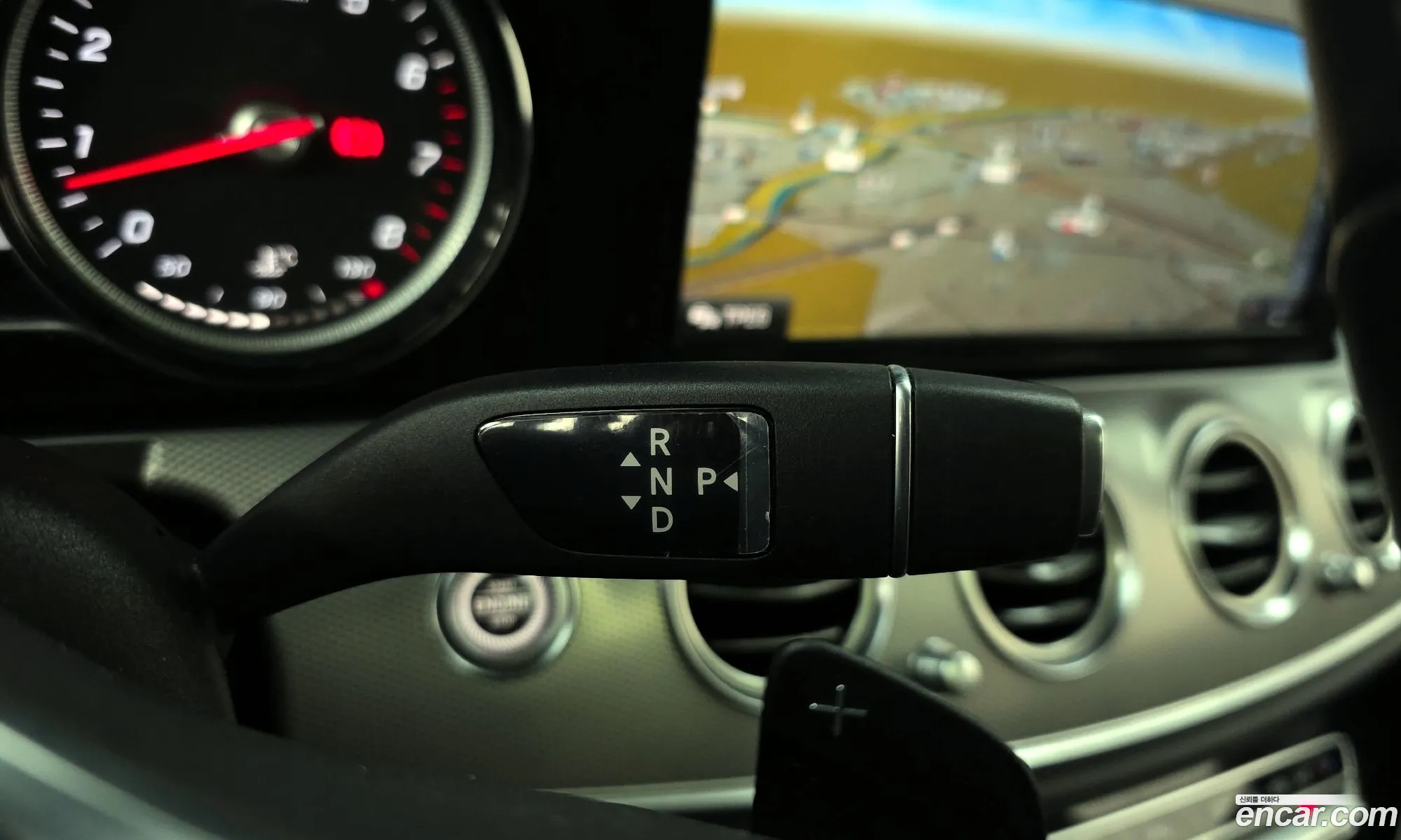Mercedes-Benz E-Class W213 2019 WDDZF4JB4KA631446 — 18
