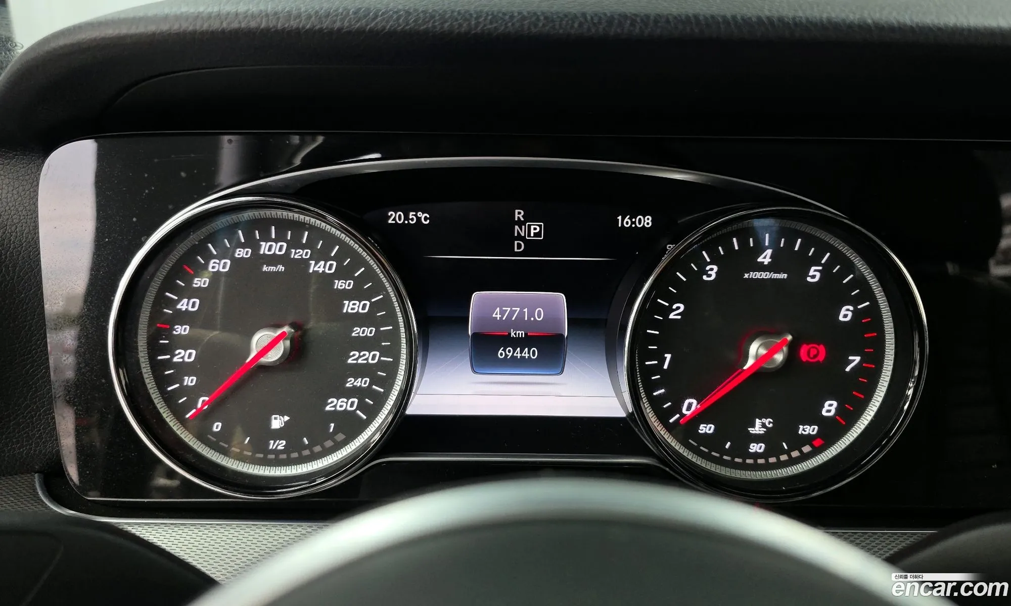 Mercedes-Benz E-Class W213 2019 WDDZF4JB4KA631446 — 4
