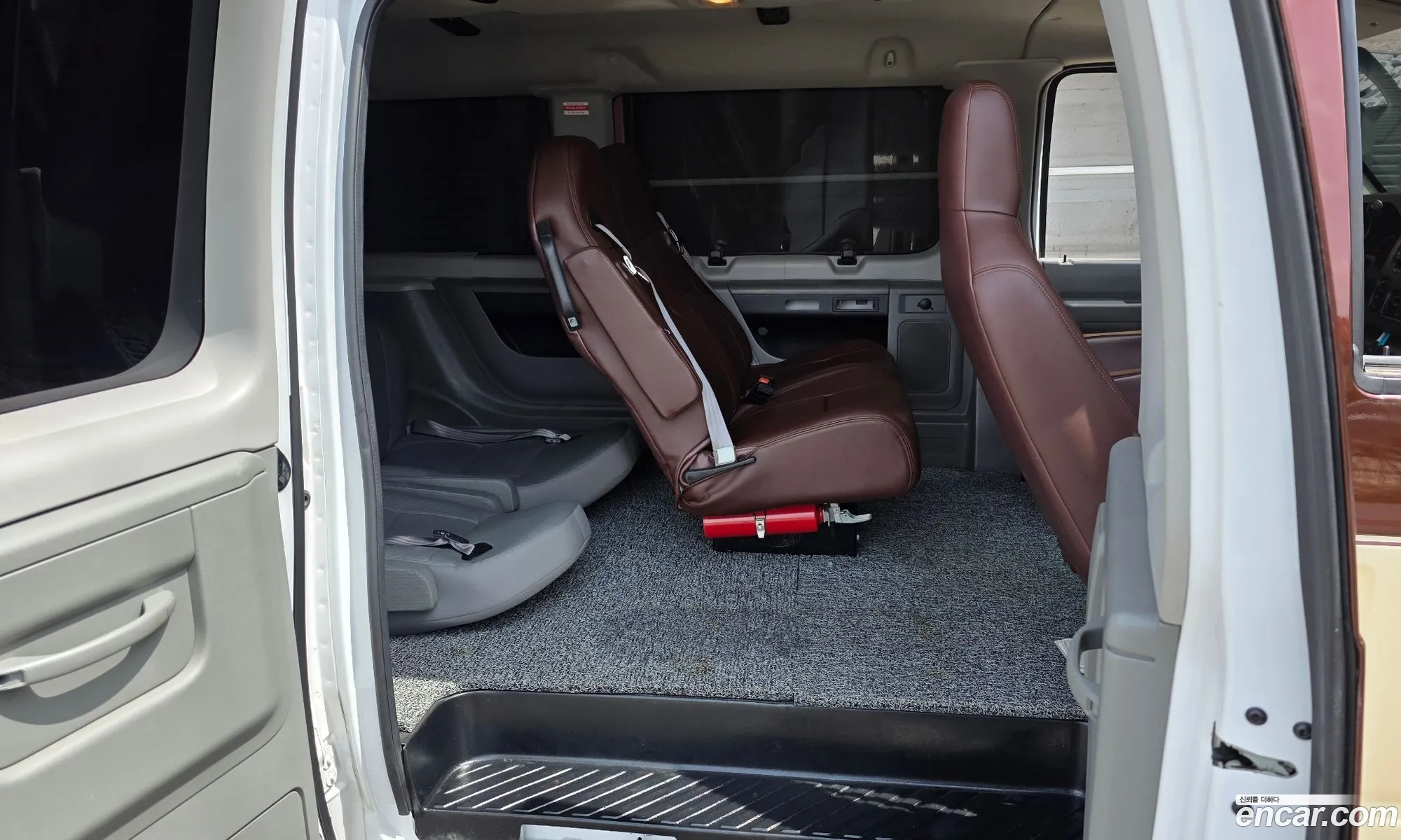 Ford E-Series 2012 1FDNE1BW5CDA84632 — 17