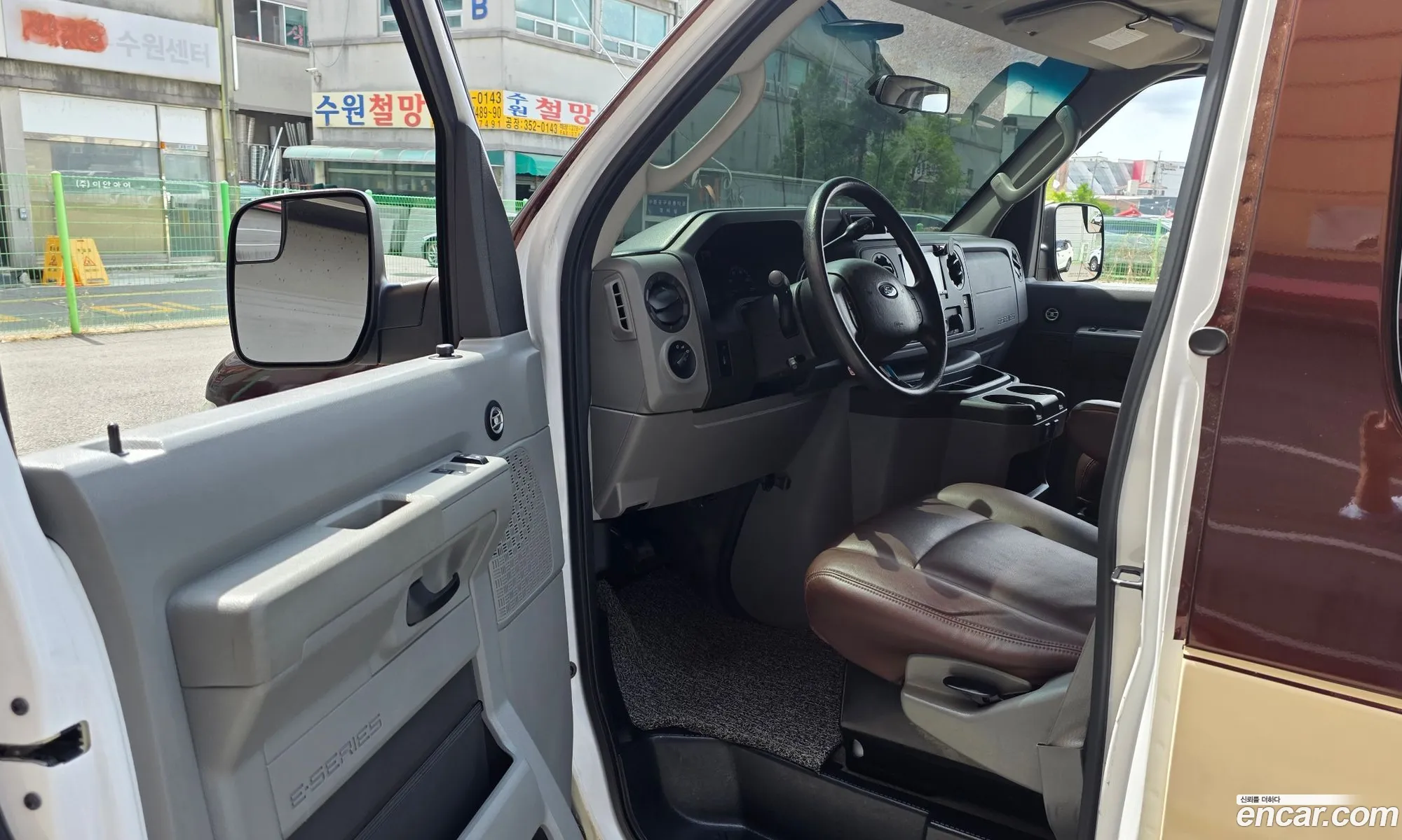 Ford E-Series 2012 1FDNE1BW5CDA84632 — 16