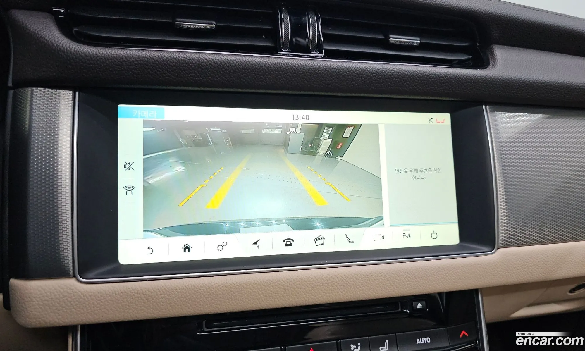 Jaguar XF 2018 — 4