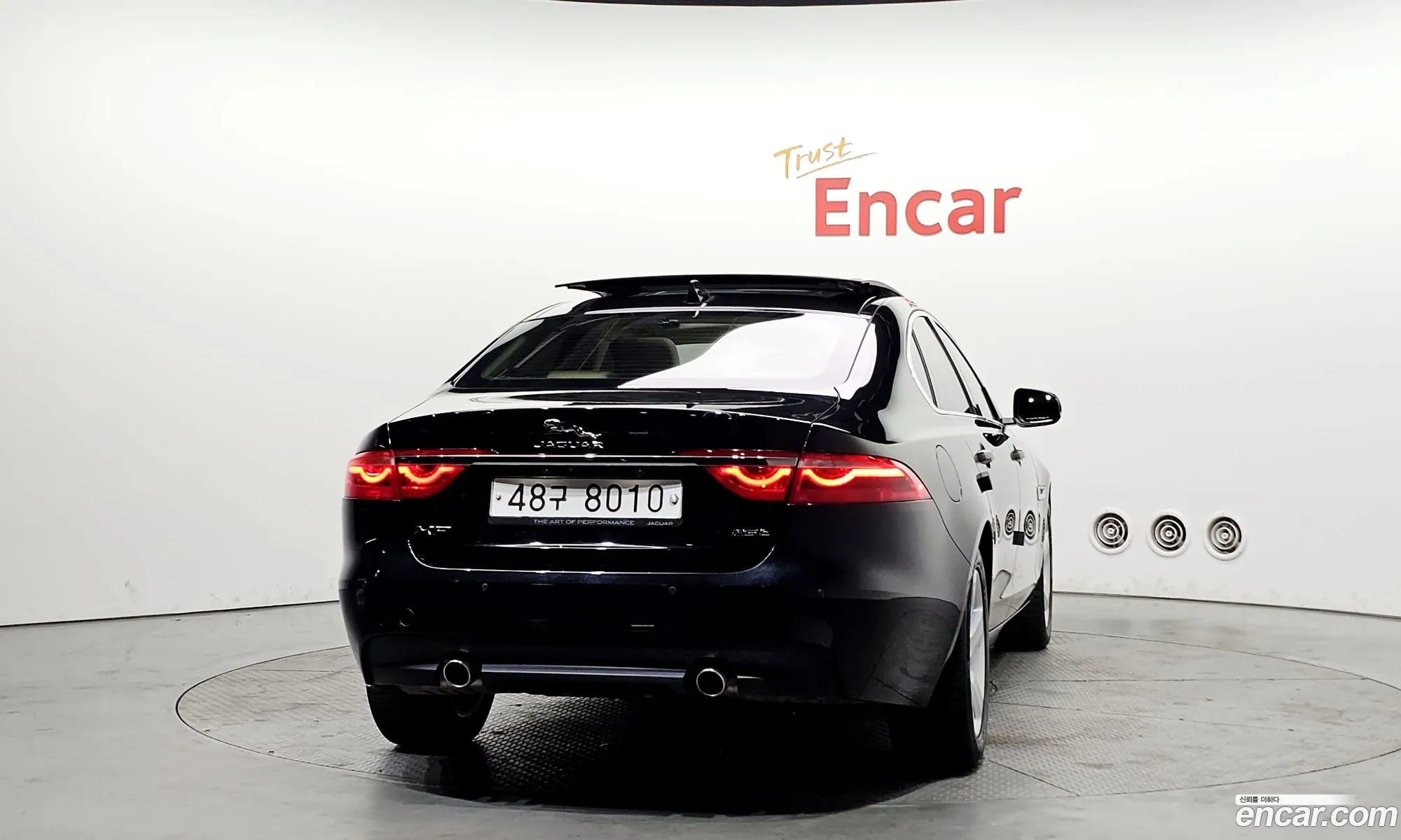 Jaguar XF 2018 — 2