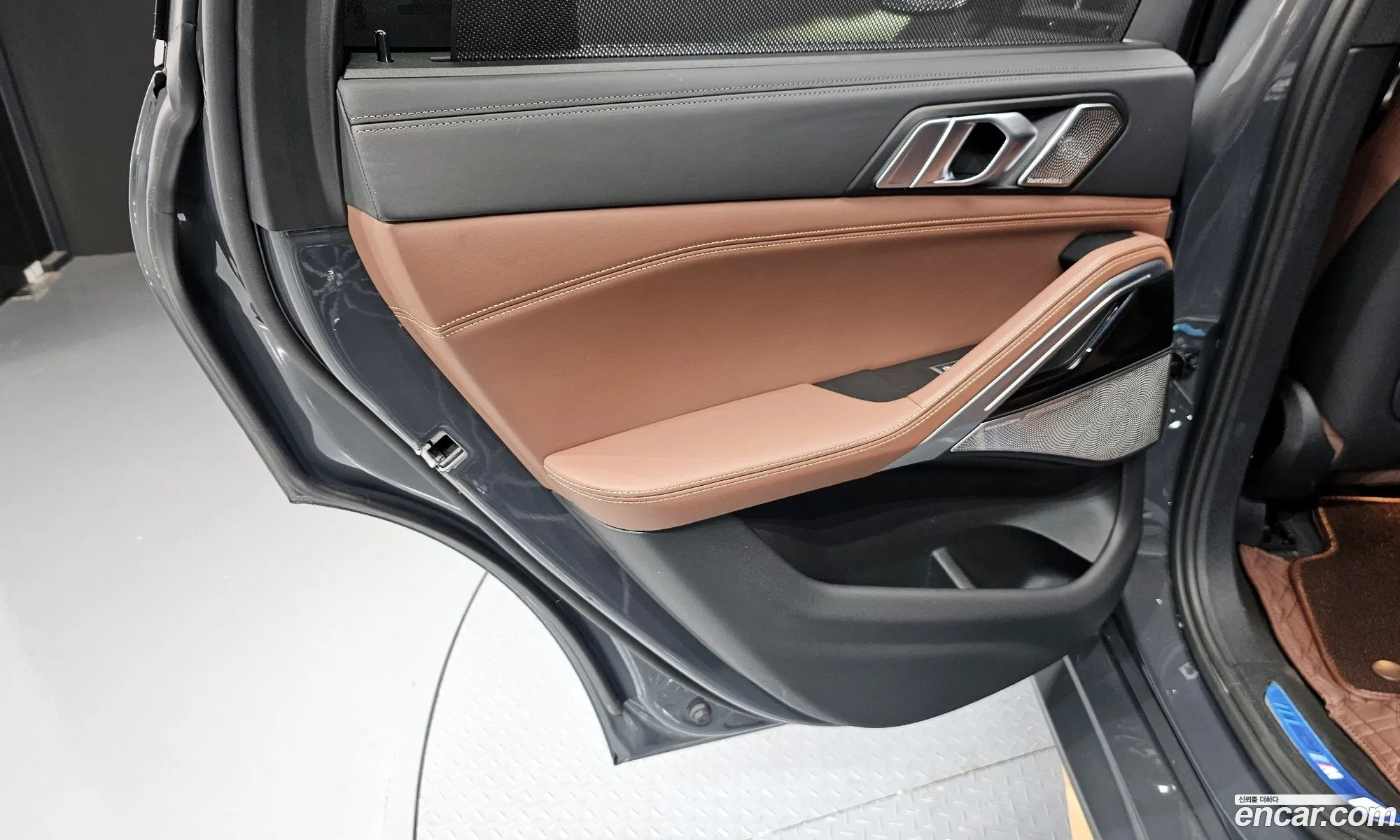 BMW X6 2022 — 28