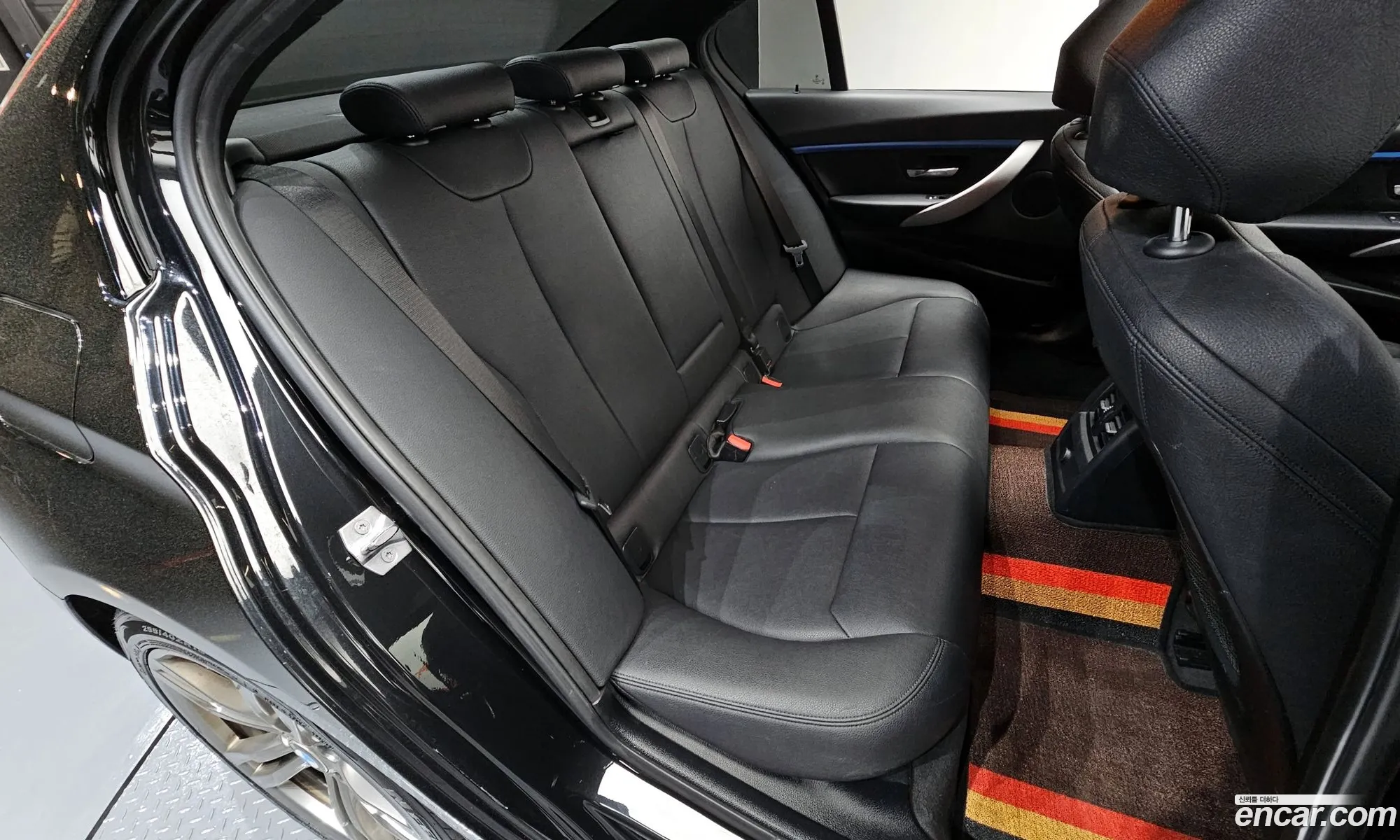 BMW 3 Series 2018 WBA8A9103JAH11898 — 8