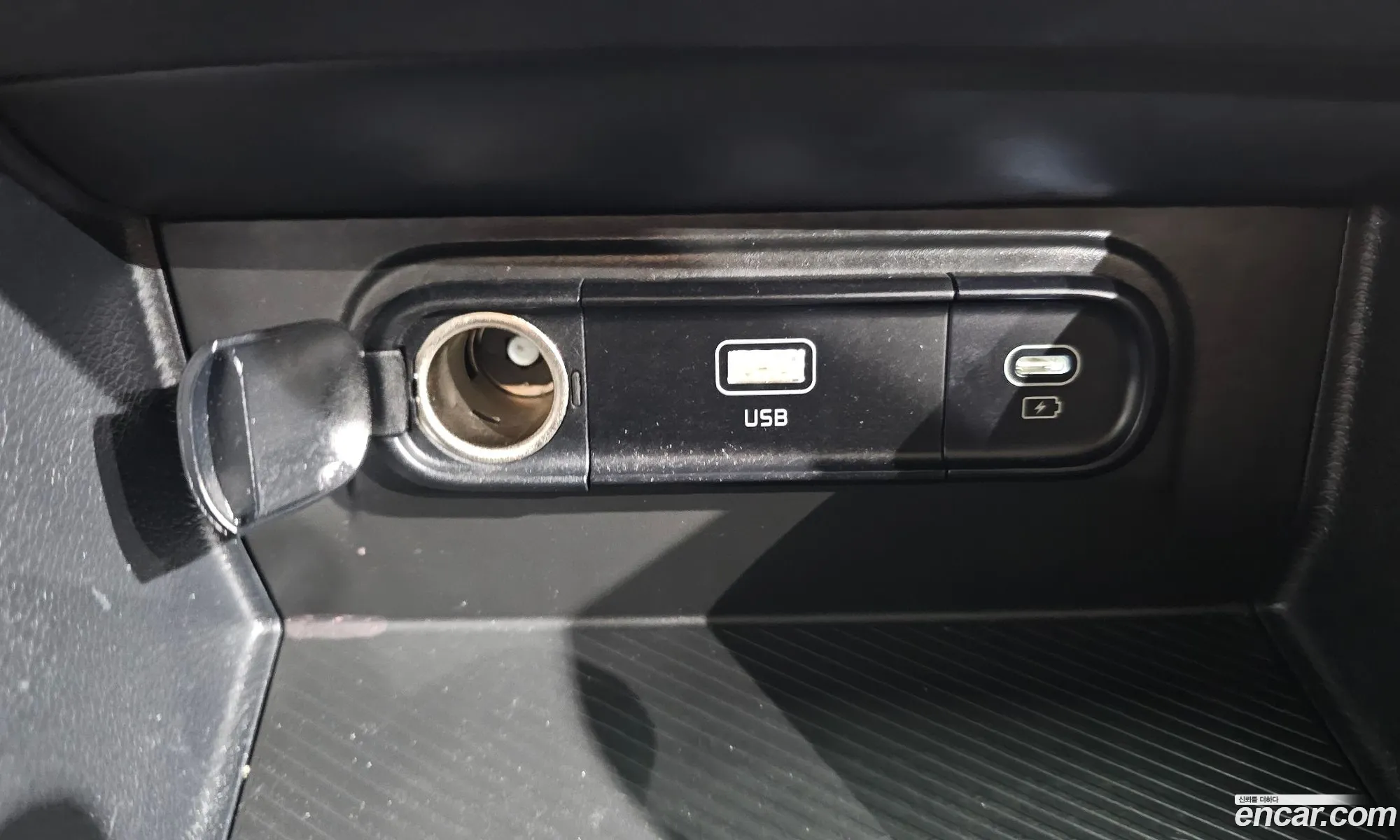Kia Sportage 2023 — 16